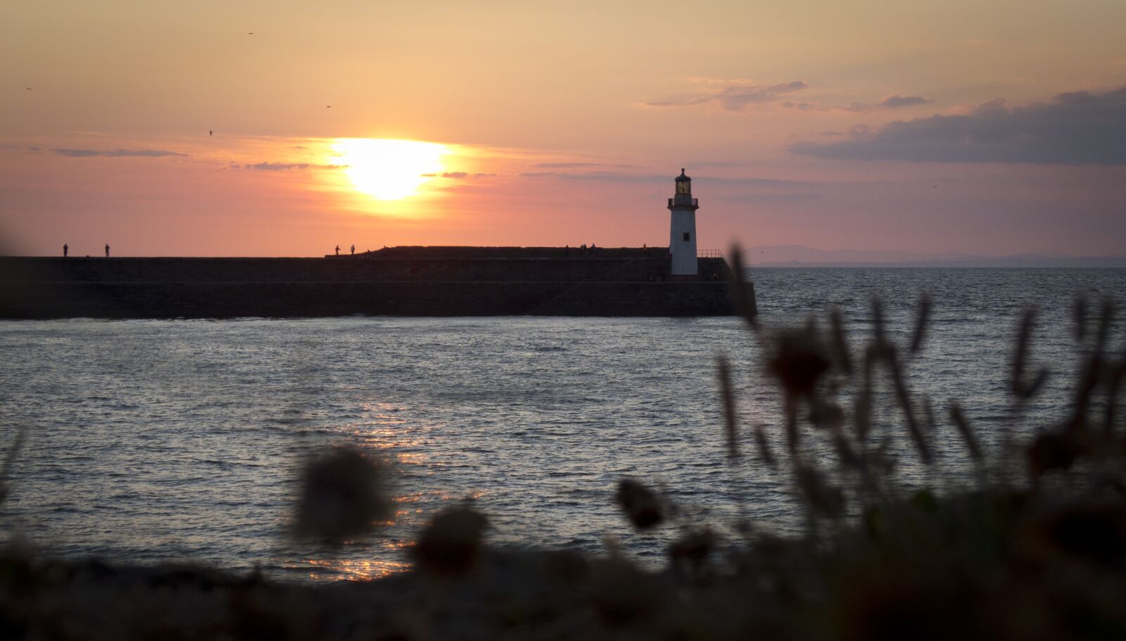 Panasonic Lumix DMC-LX5 sample photo. Harbour, lighthouse, sunset photography