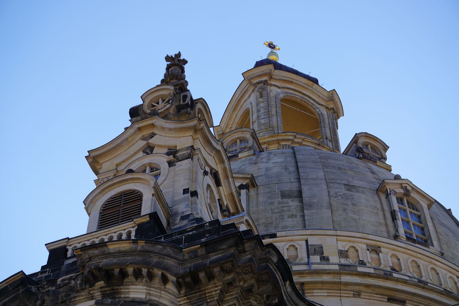 Sony E 55-210mm F4.5-6.3 OSS sample photo. Dresden, church, germany photography