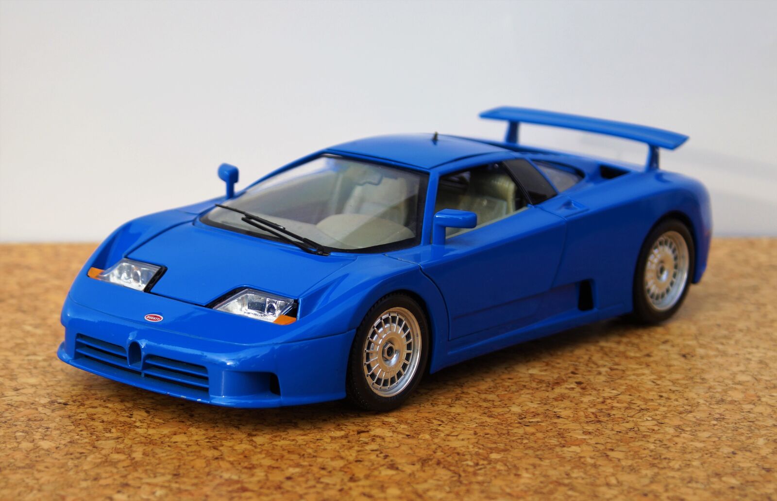 Sony DT 18-70mm F3.5-5.6 sample photo. Model car, bugatti, model photography