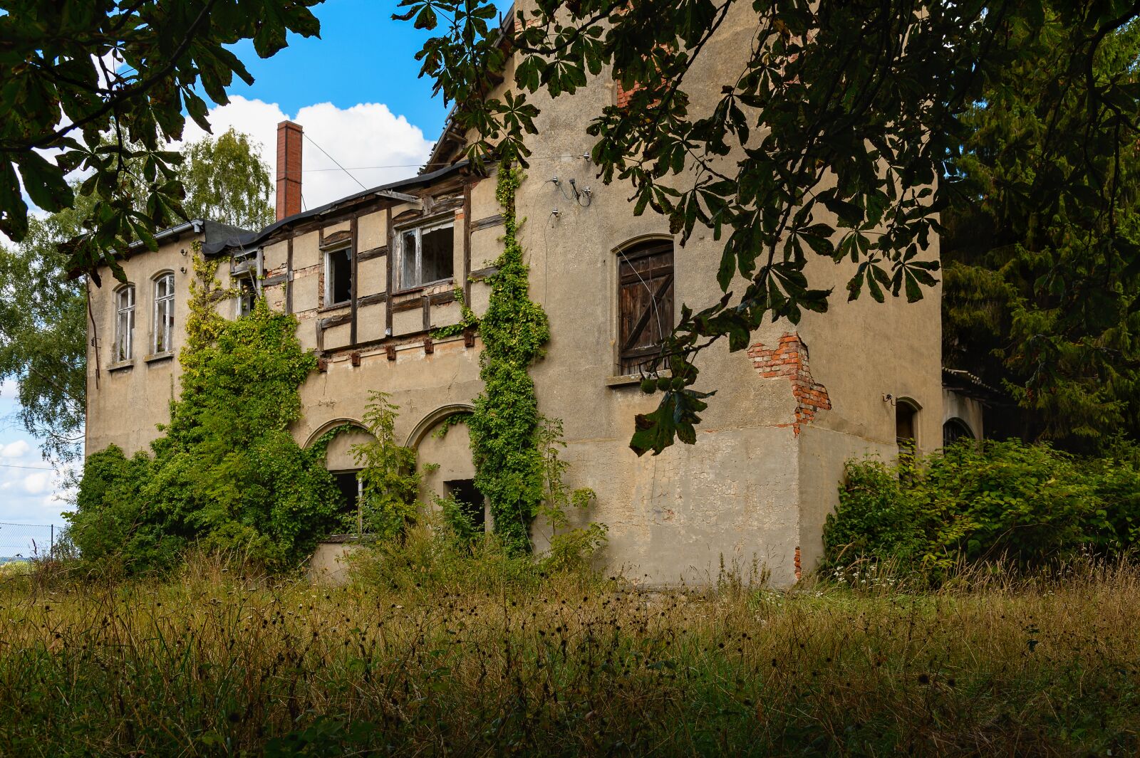 Nikon Z6 sample photo. House, lost places, mystical photography