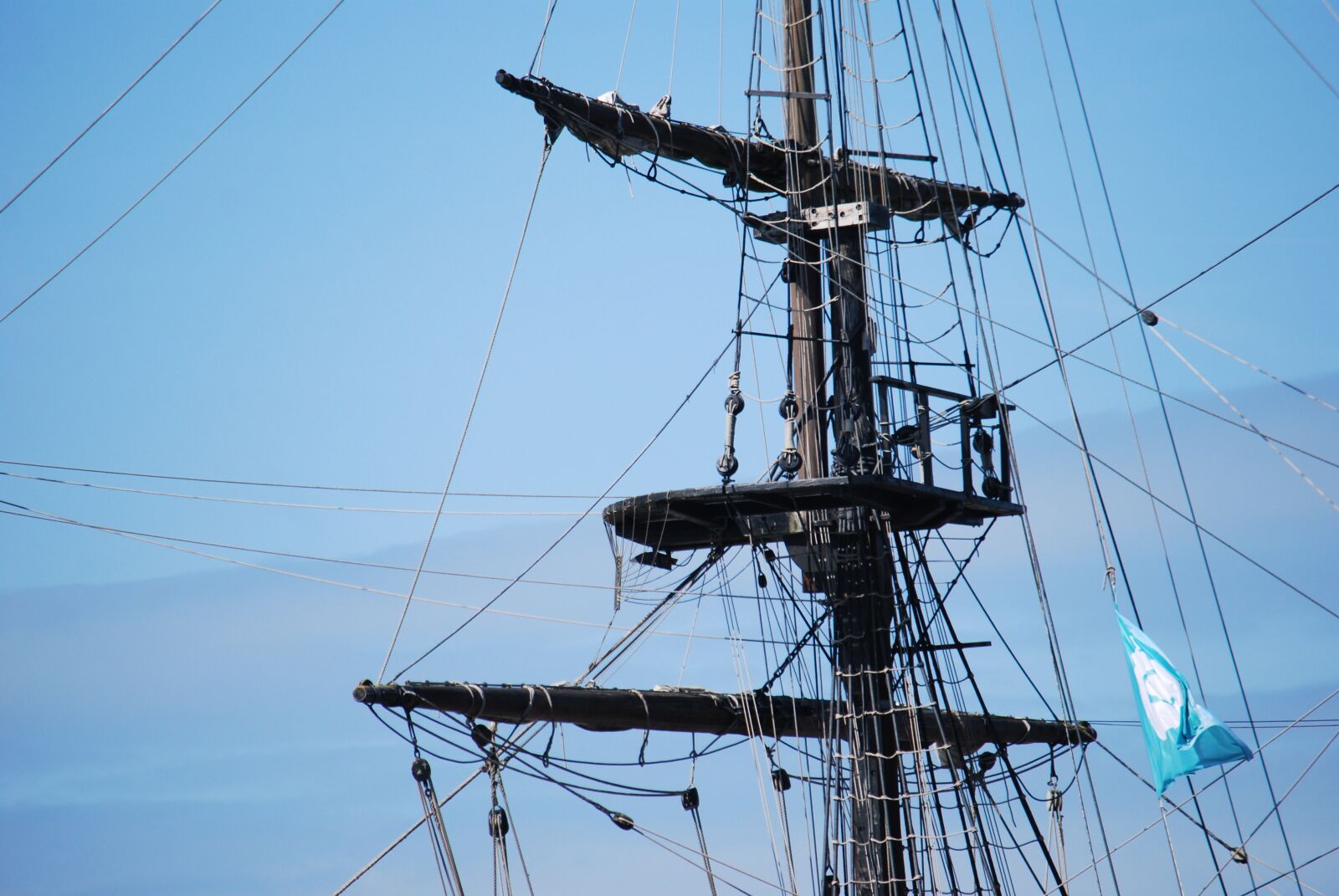 Nikon D60 sample photo. Sea, old rigs, boat photography