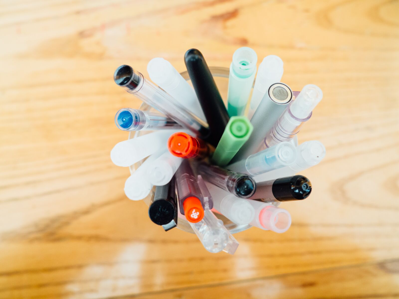 Olympus OM-D E-M10 sample photo. Pens, pencils, stationary photography
