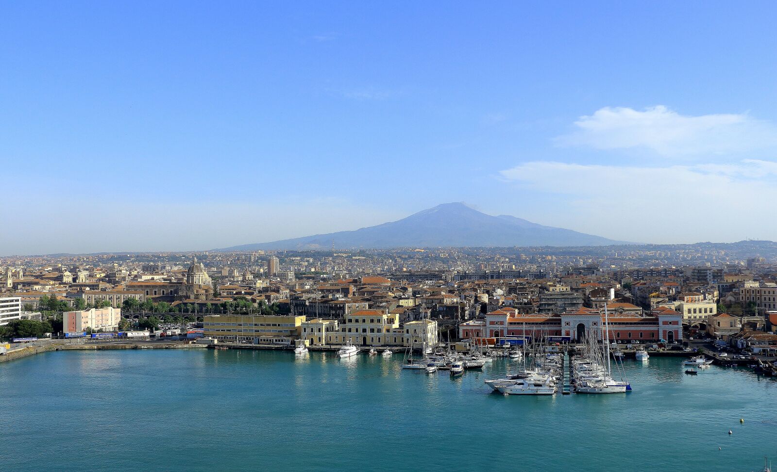 Canon EOS 700D (EOS Rebel T5i / EOS Kiss X7i) sample photo. Etna, sicily, port photography