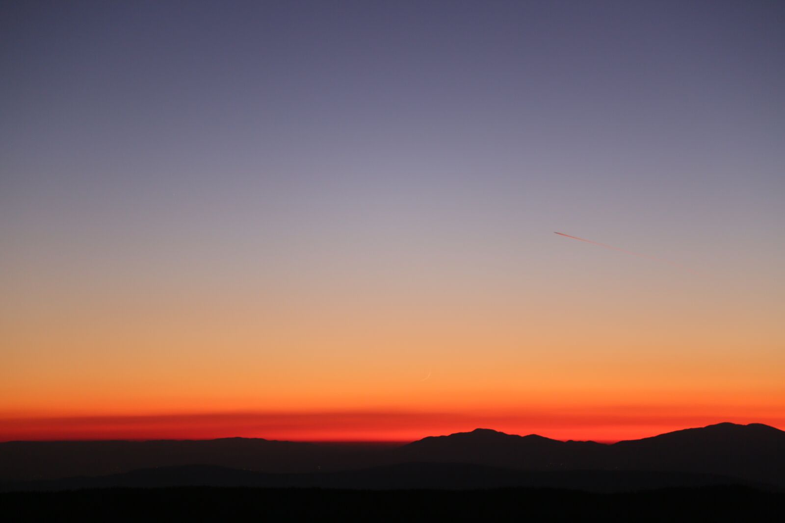 Canon EF 24-105mm F4L IS USM sample photo. Dawn, in the evening photography