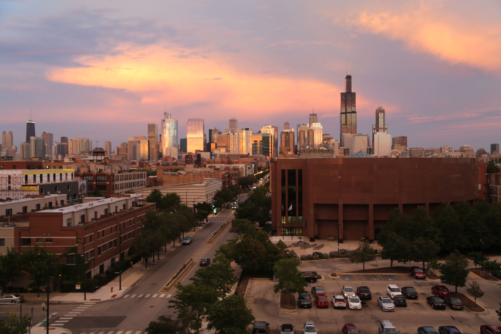 Canon EF 24-105mm F4L IS USM sample photo. Chicago, skyline, sears, tower photography