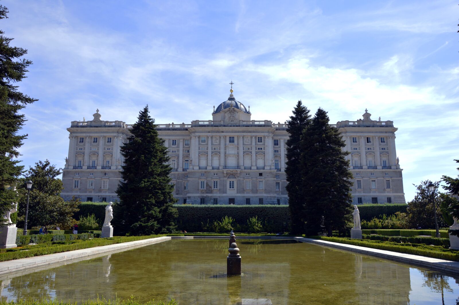 Nikon D3200 sample photo. Palacio real, madrid, ancient photography