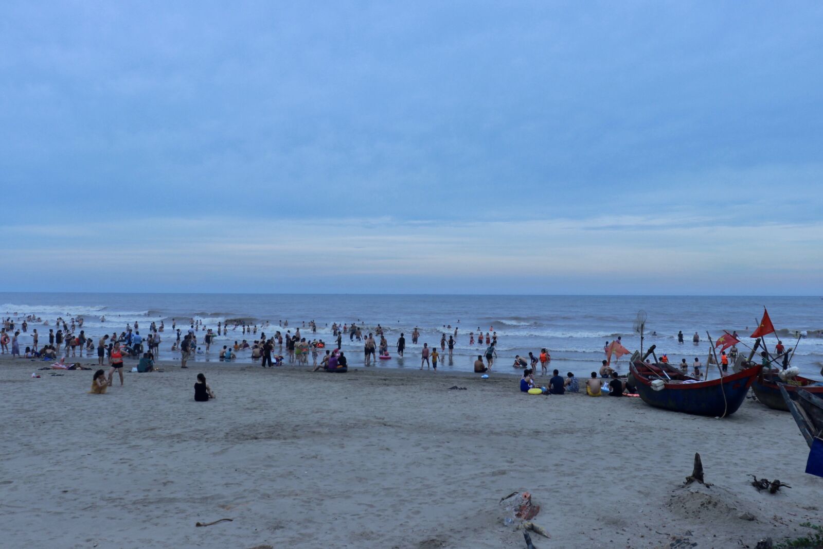 Canon EF-S 18-55mm F4-5.6 IS STM sample photo. Sea, beach, vacation photography