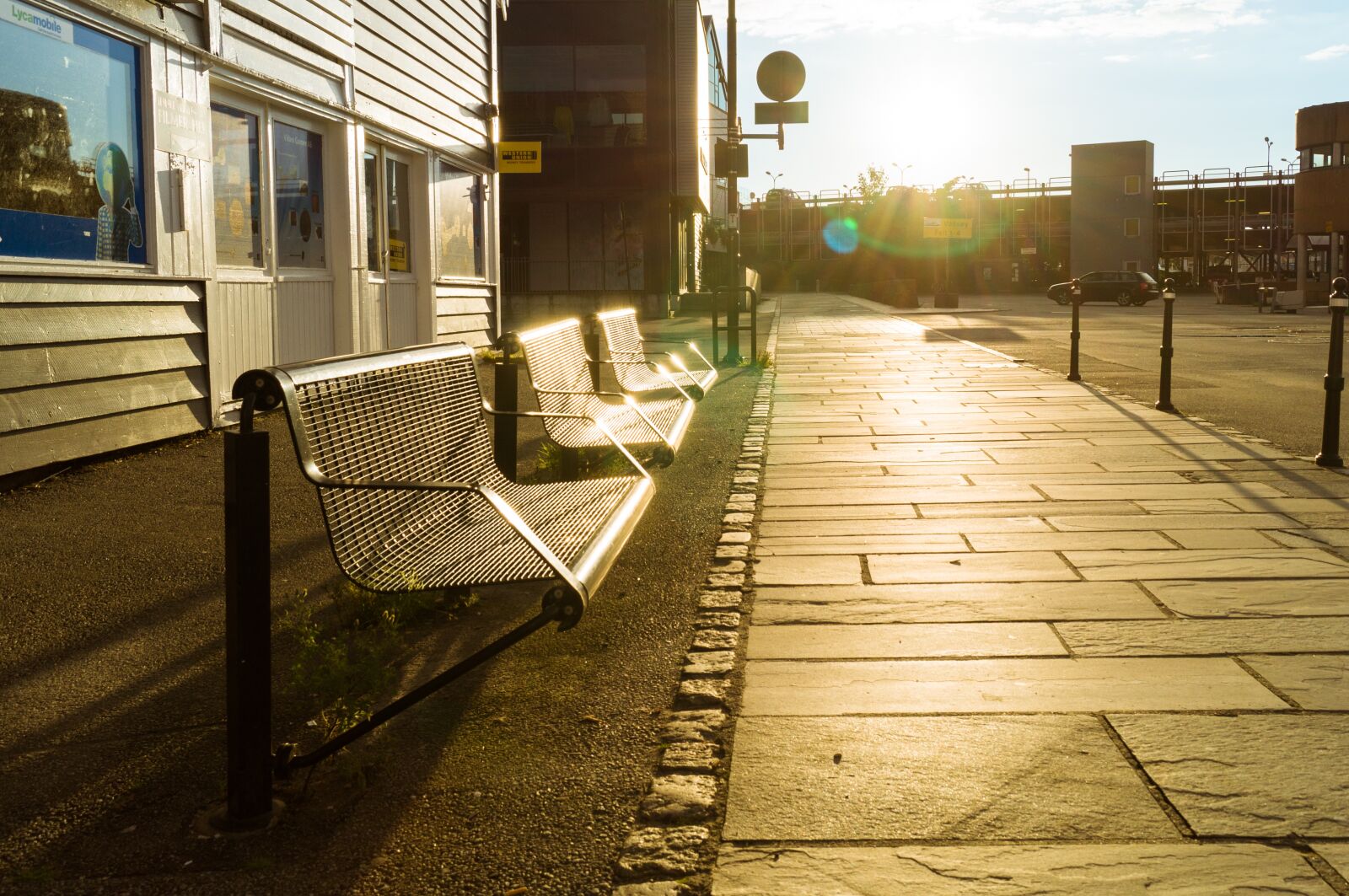 Sony SLT-A57 sample photo. Sunset, bench, street photography