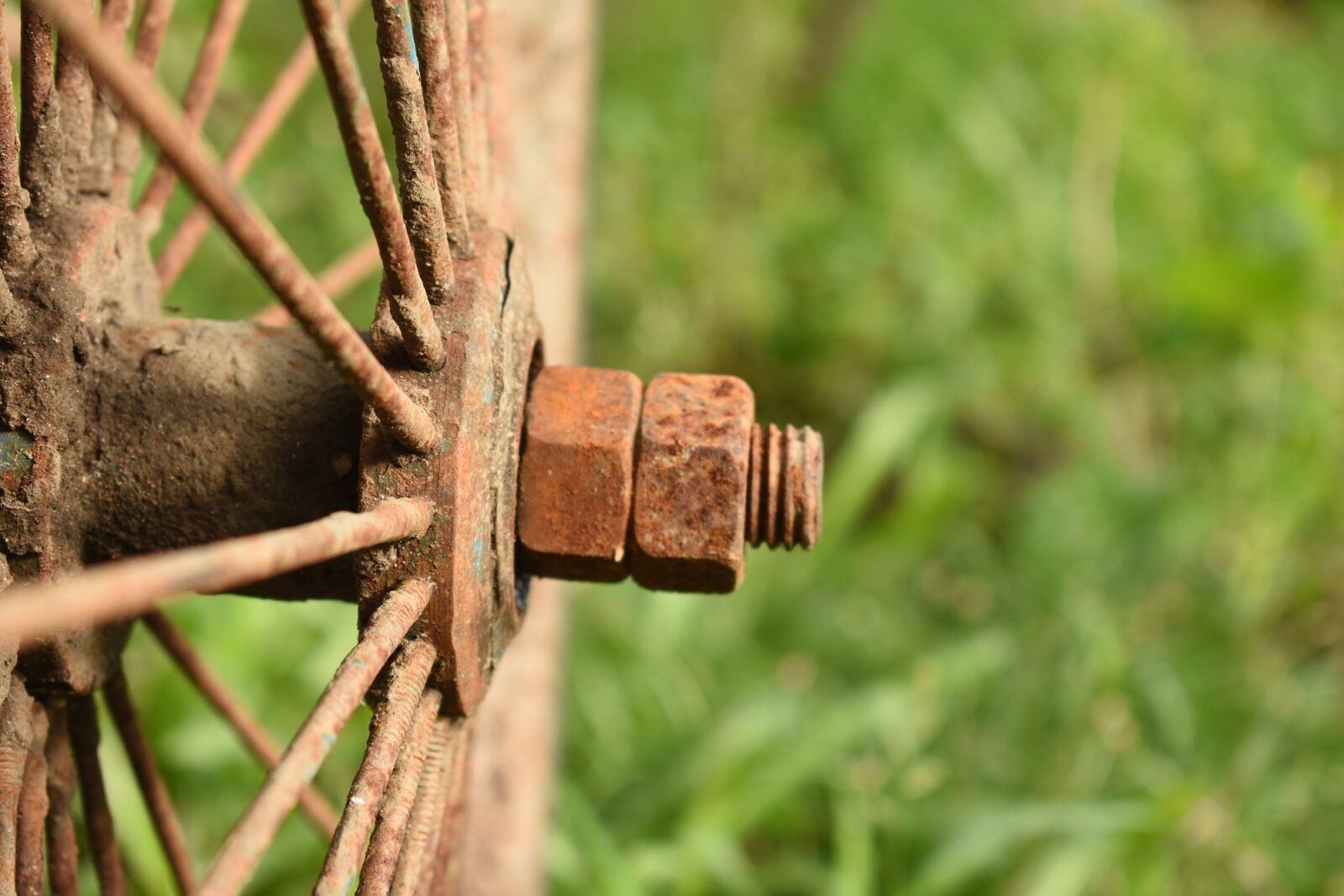 Nikon D3400 sample photo. Antique, bolt, ancient photography