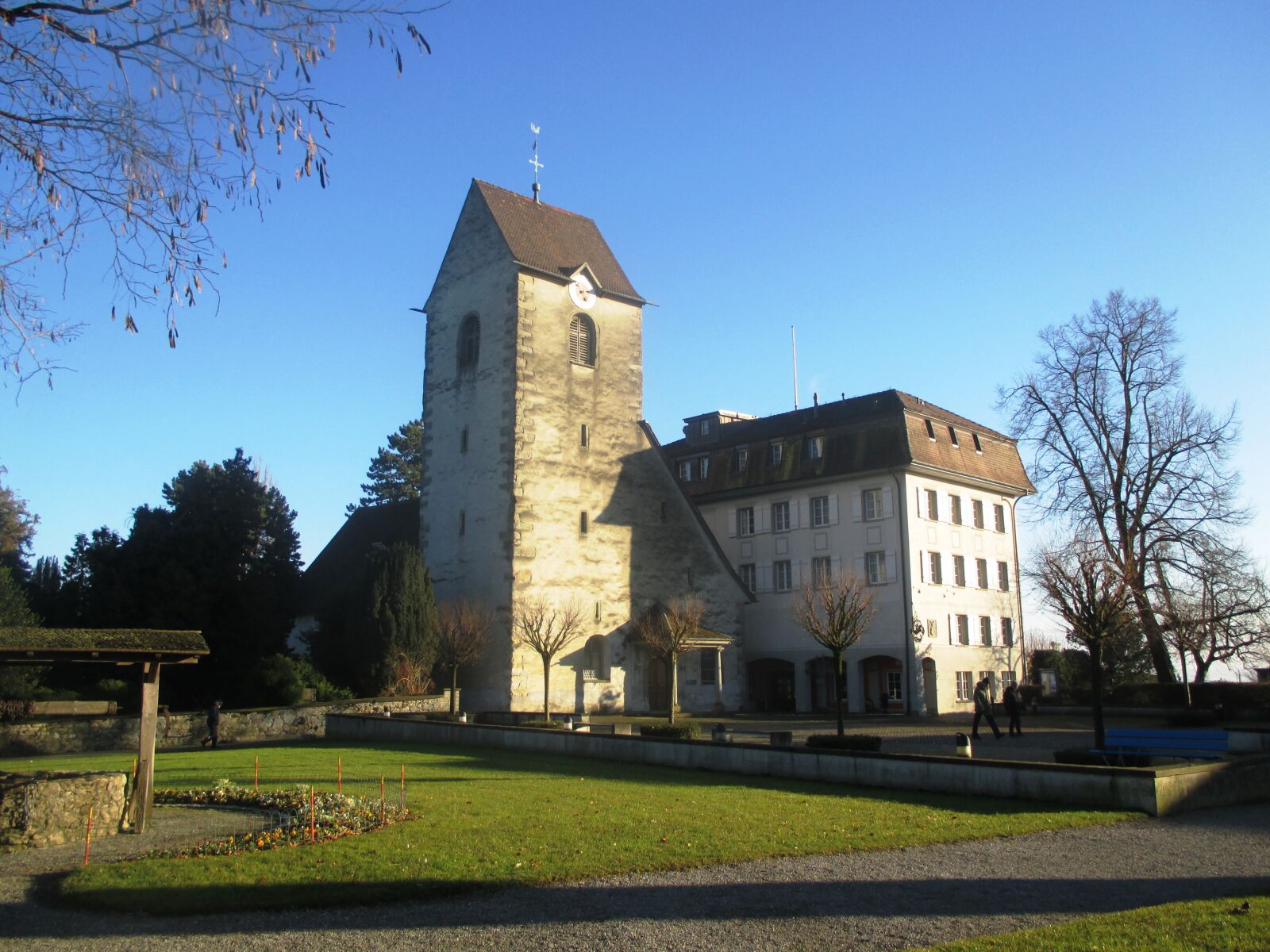 Canon PowerShot ELPH 115 IS (IXUS 132 / IXY 90F) sample photo. Castle romanshorn, castle, schlossberg photography