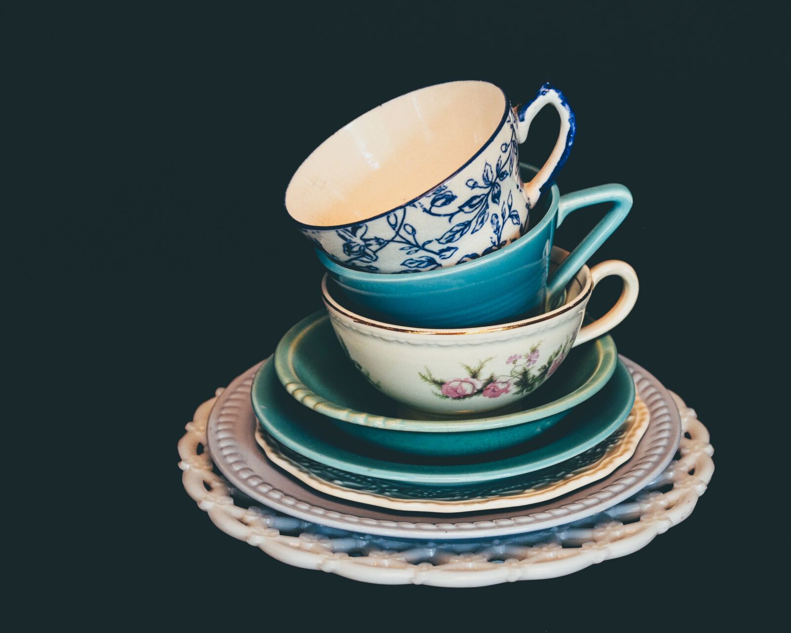 Nikon D5100 sample photo. Dishes, vintage, table photography