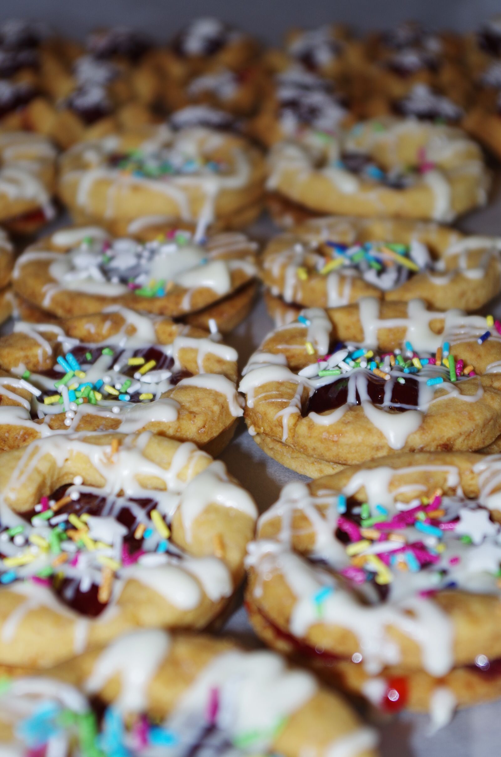 Pentax K-500 sample photo. Cakes, candy, baking photography