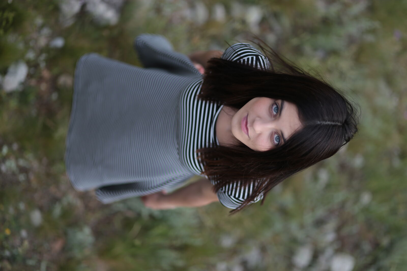 Canon EF 85mm F1.8 USM sample photo. Eyes, green, portrait, street photography