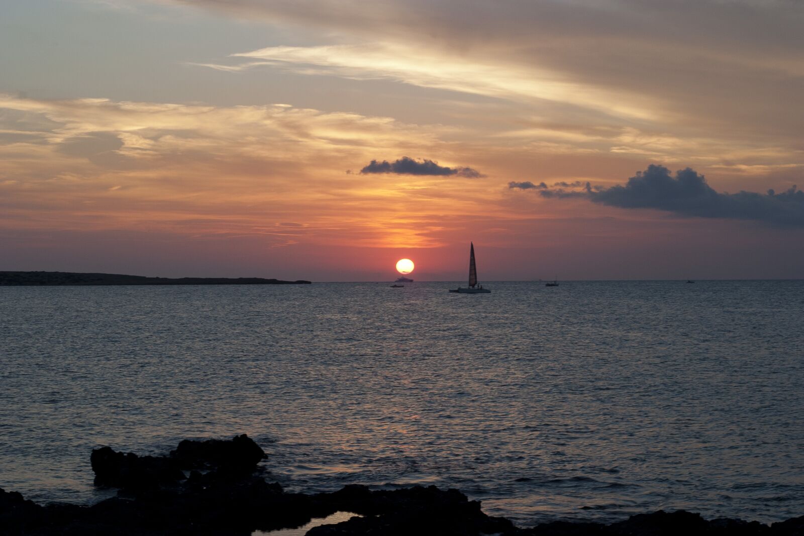Canon EOS 10D sample photo. Dawn, sea, formentera photography