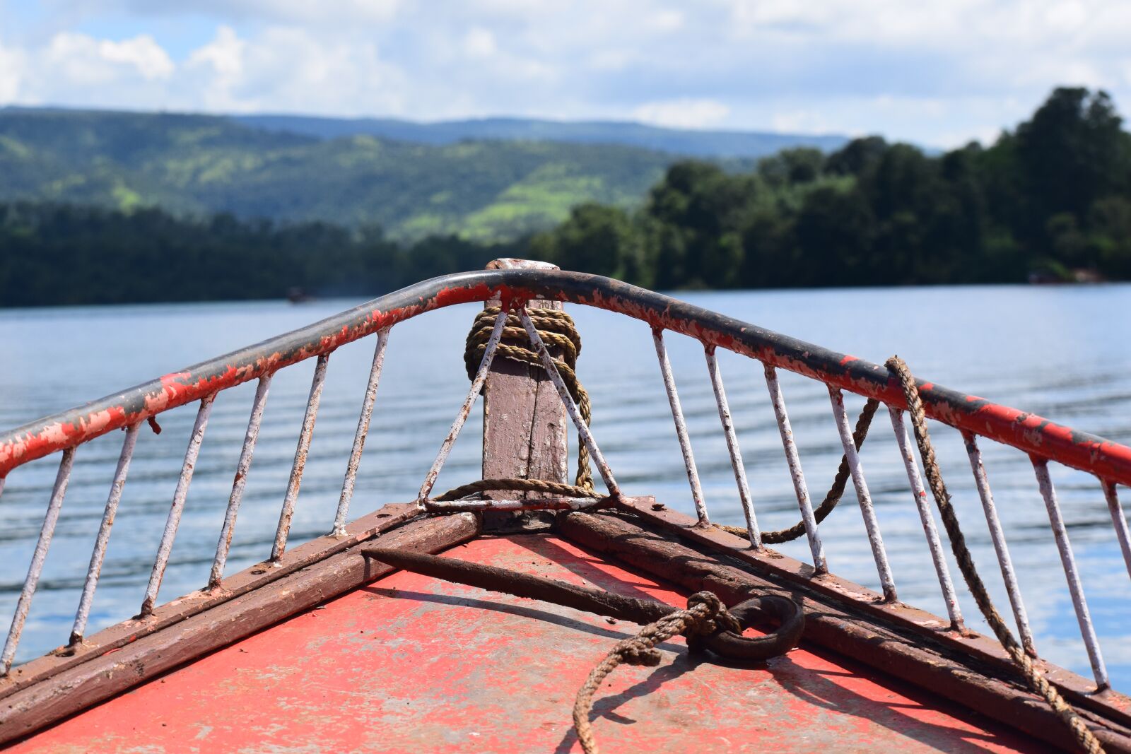 Nikon D5300 sample photo. Boat, lake, look ahead photography