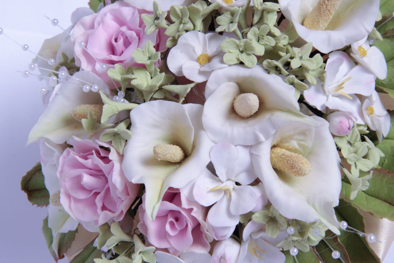 Canon EF-S 17-85mm F4-5.6 IS USM sample photo. Flowers, calla lilies, bouquet photography
