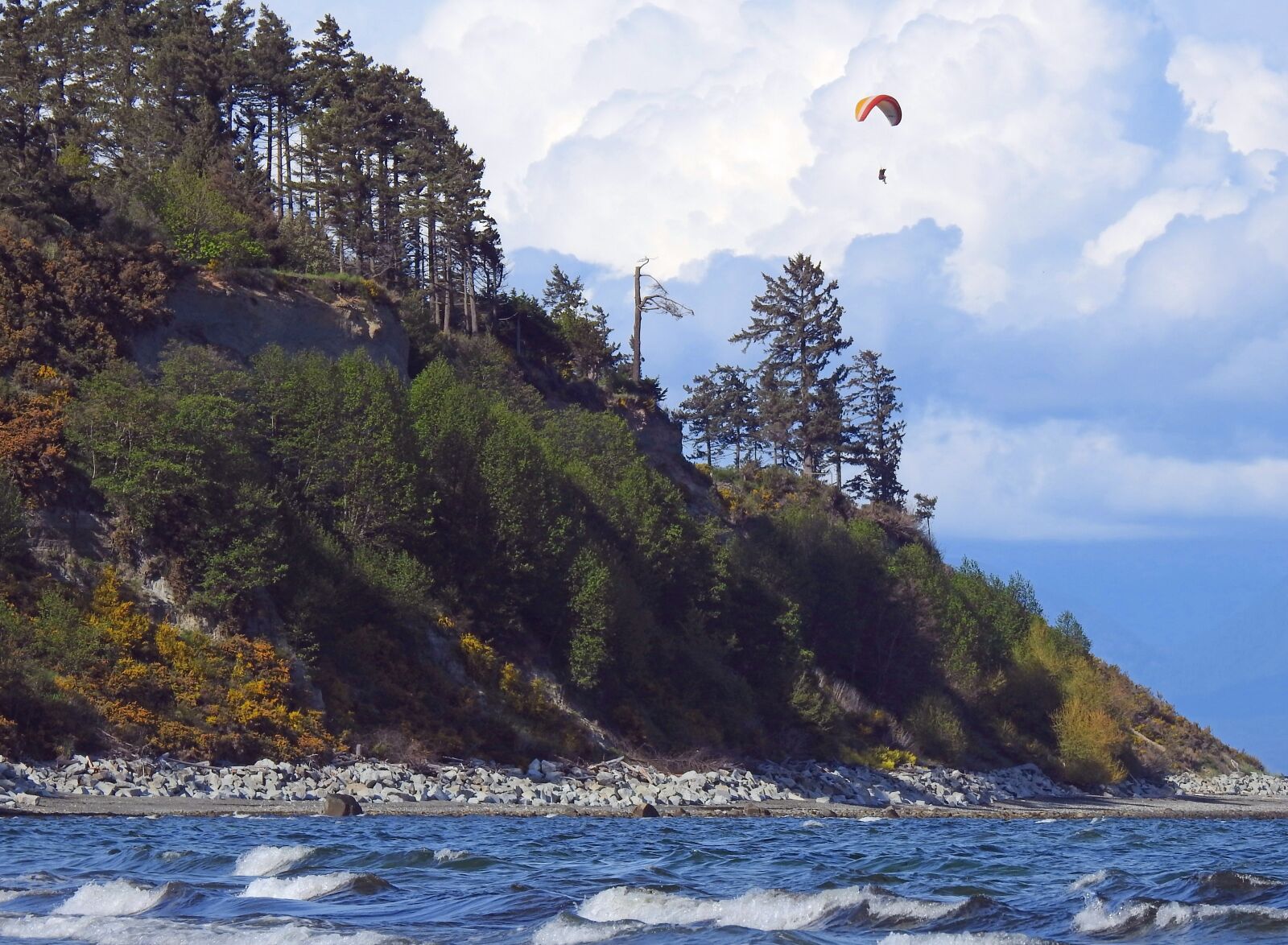 Nikon Coolpix P900 sample photo. Goose spit, comox, mountain photography