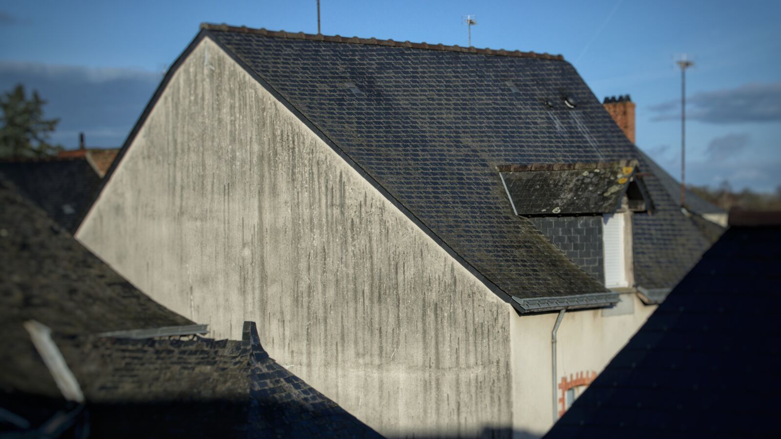 Nikon D3300 sample photo. House, roof, slate tiles photography
