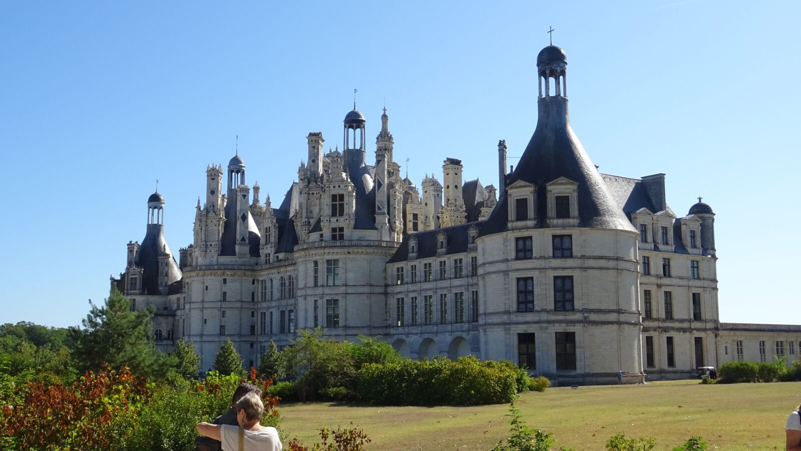 Sony DSC-HX60 sample photo. Castles, chambord, france photography