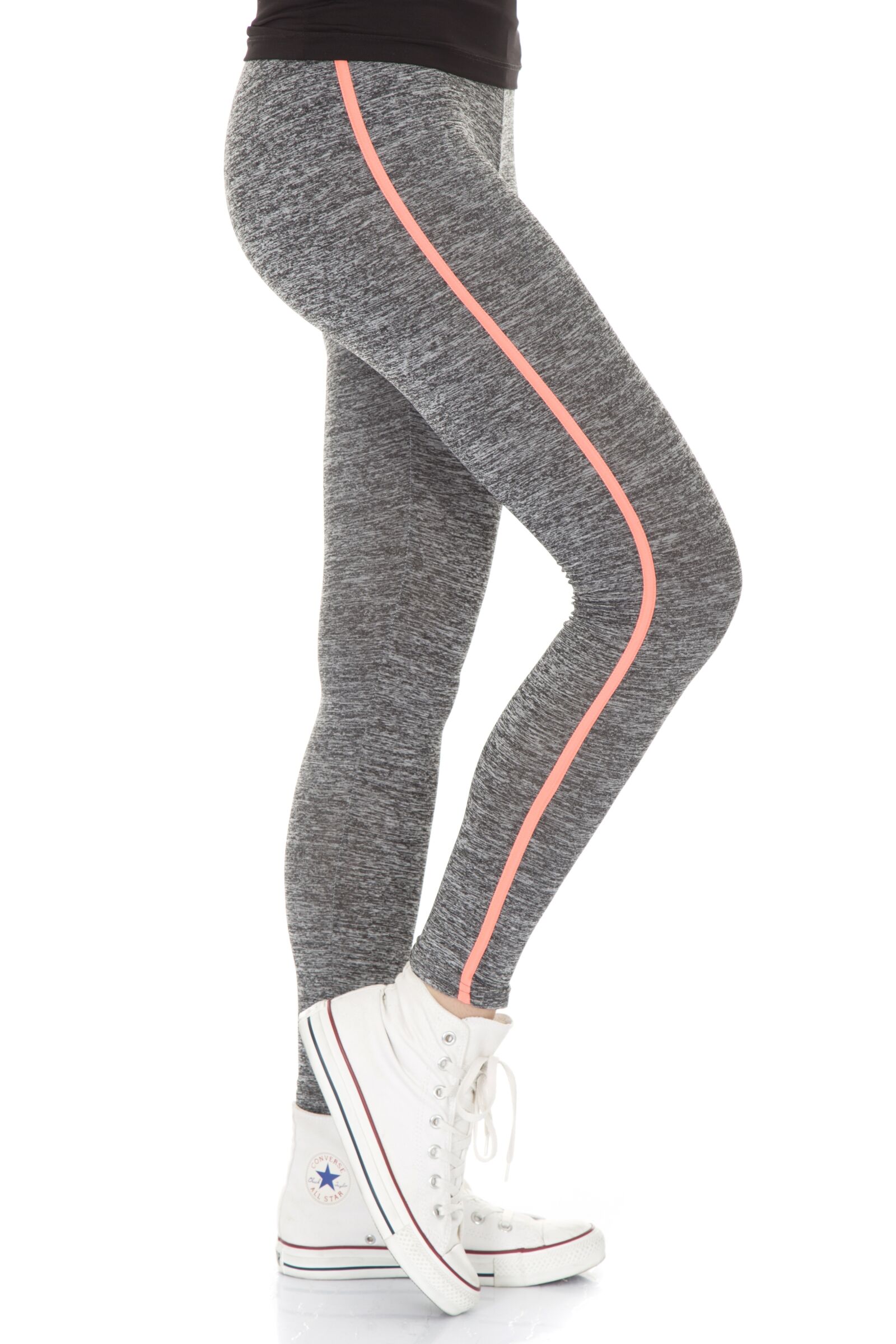 Canon EOS 6D + Canon EF 24-105mm F4L IS USM sample photo. Sweatpants, legs, fashion photography