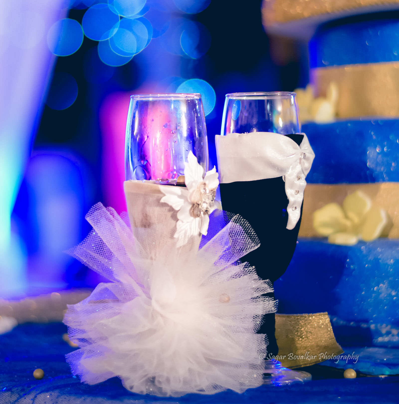 Nikon D5200 + Nikon AF-S Nikkor 50mm F1.8G sample photo. Blue, celebration, champagne, glass photography