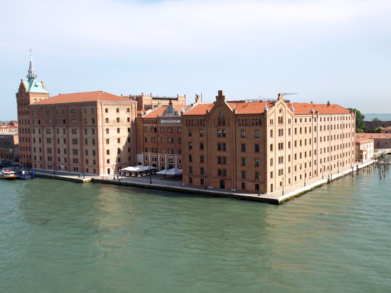 Olympus E-510 (EVOLT E-510) sample photo. Venice, canal, architecture photography