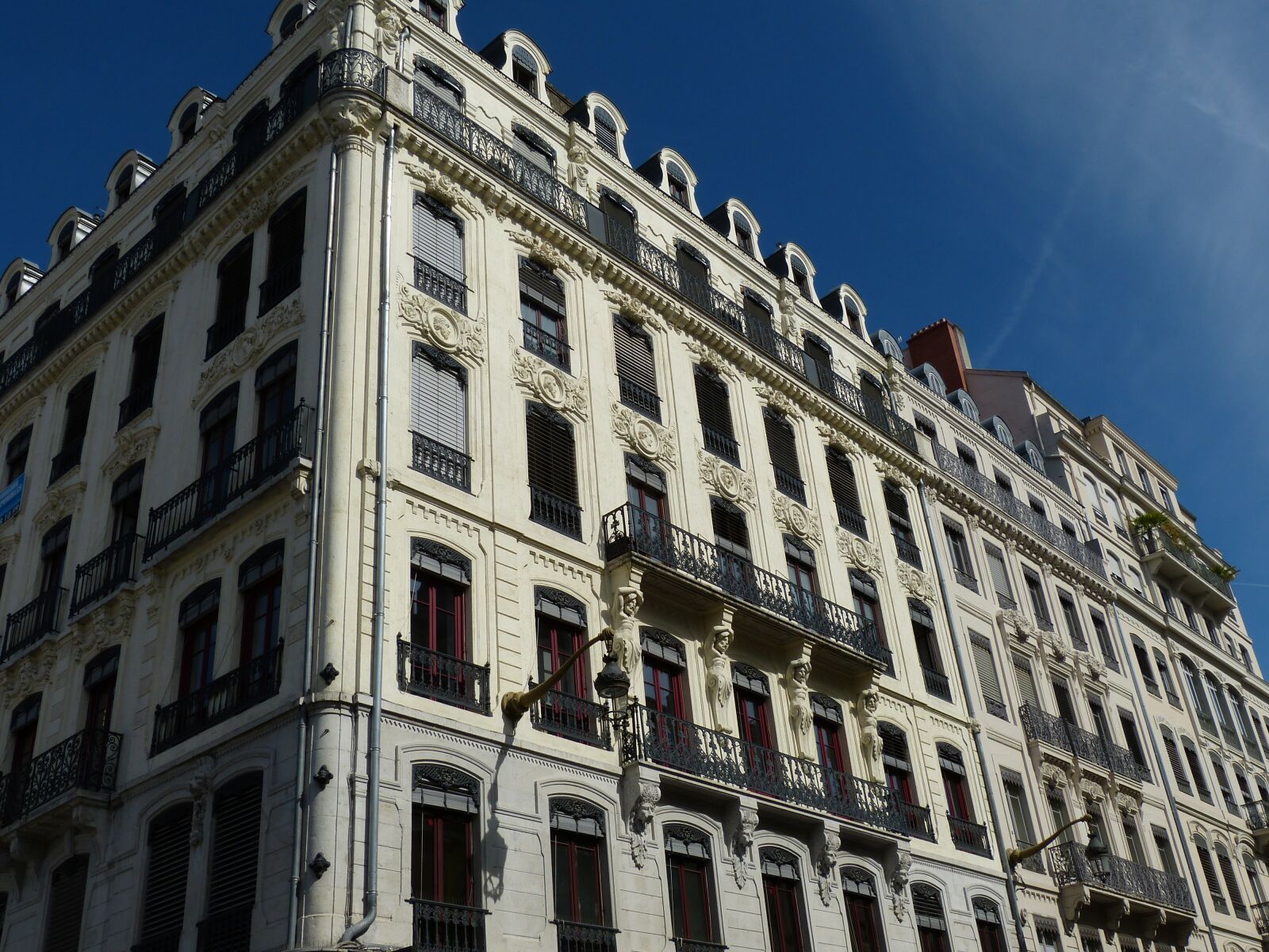 Panasonic Lumix DMC-FZ150 sample photo. Lyon, france, historic center photography