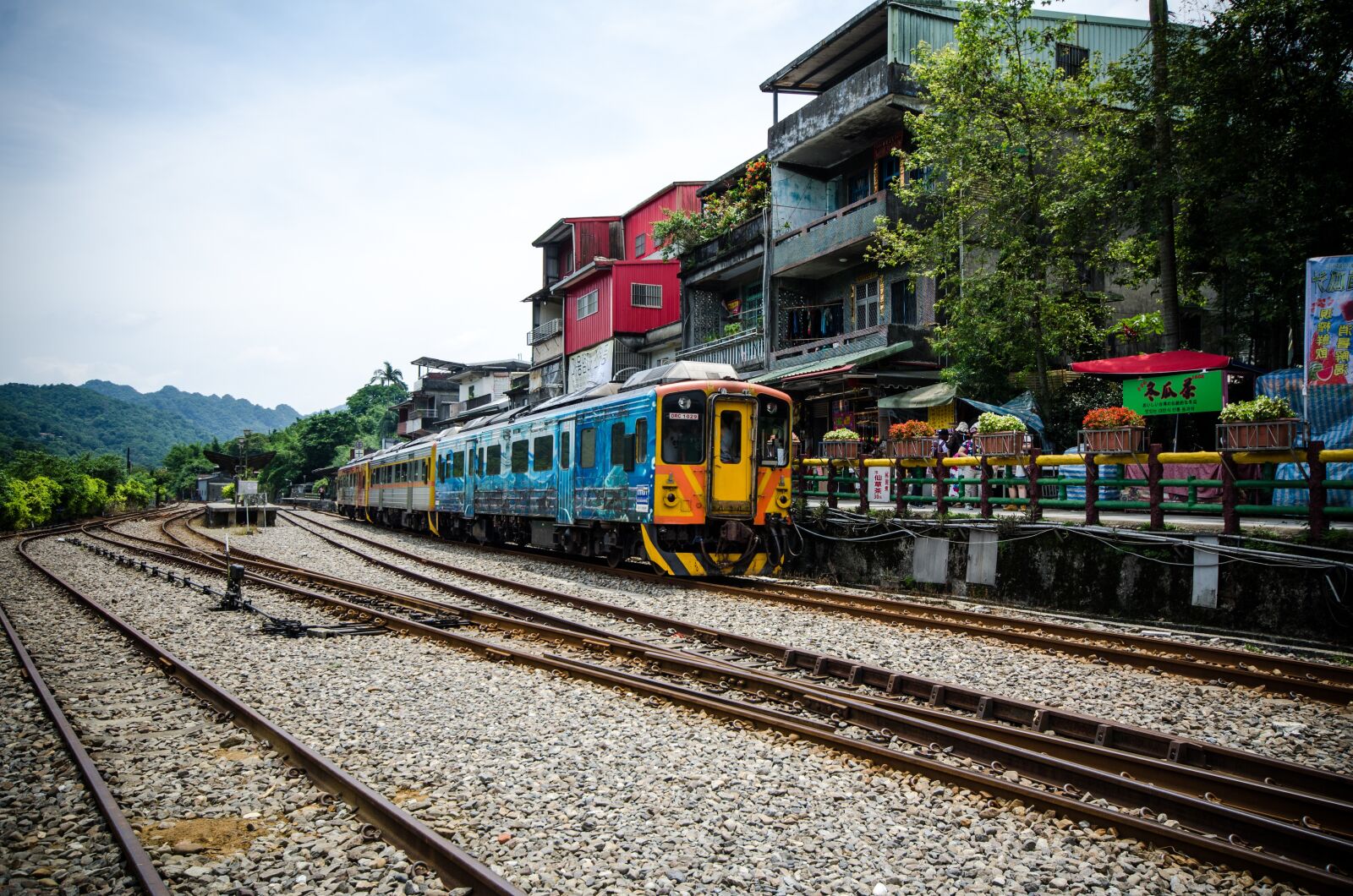 Nikon D7000 sample photo. Train station, train, railroad photography