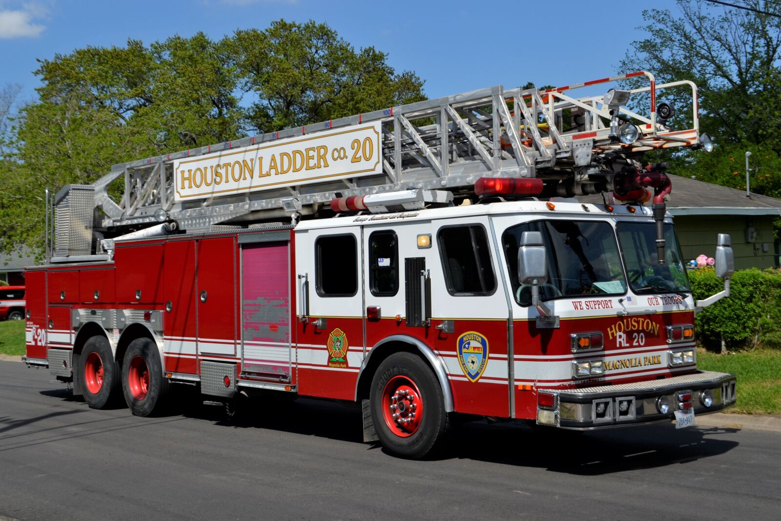 Nikon D3100 sample photo. Fire in houston, houston photography