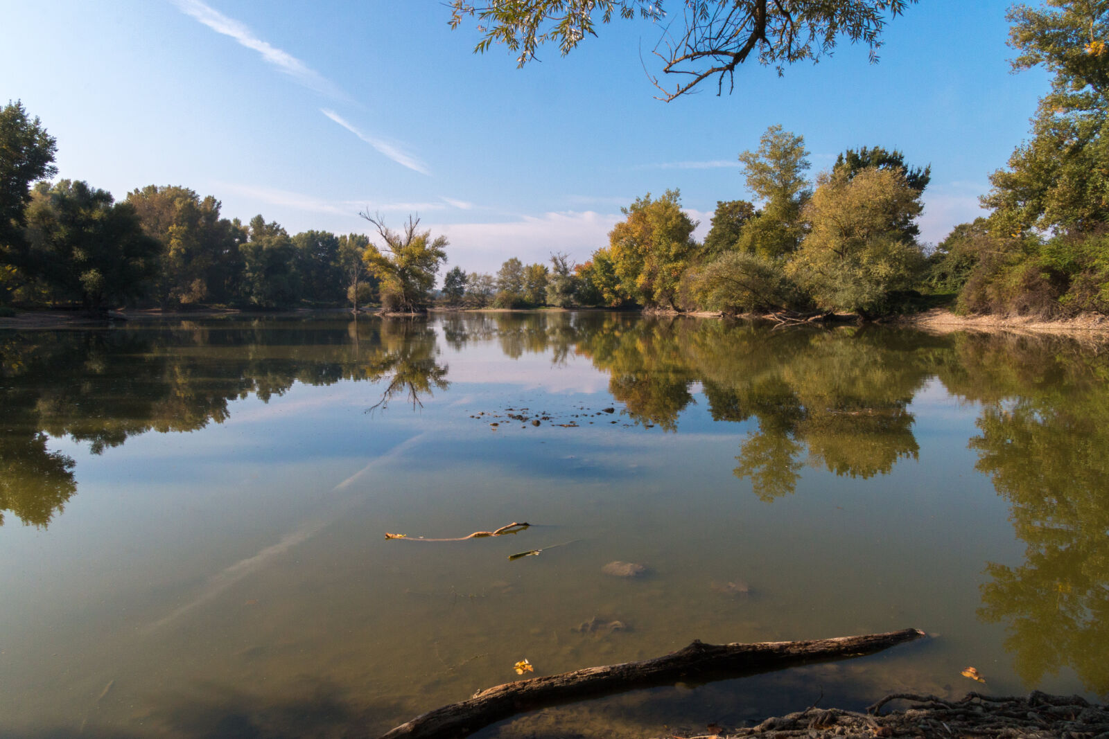 Canon EOS 70D sample photo. Automn, blue, sky, lake photography