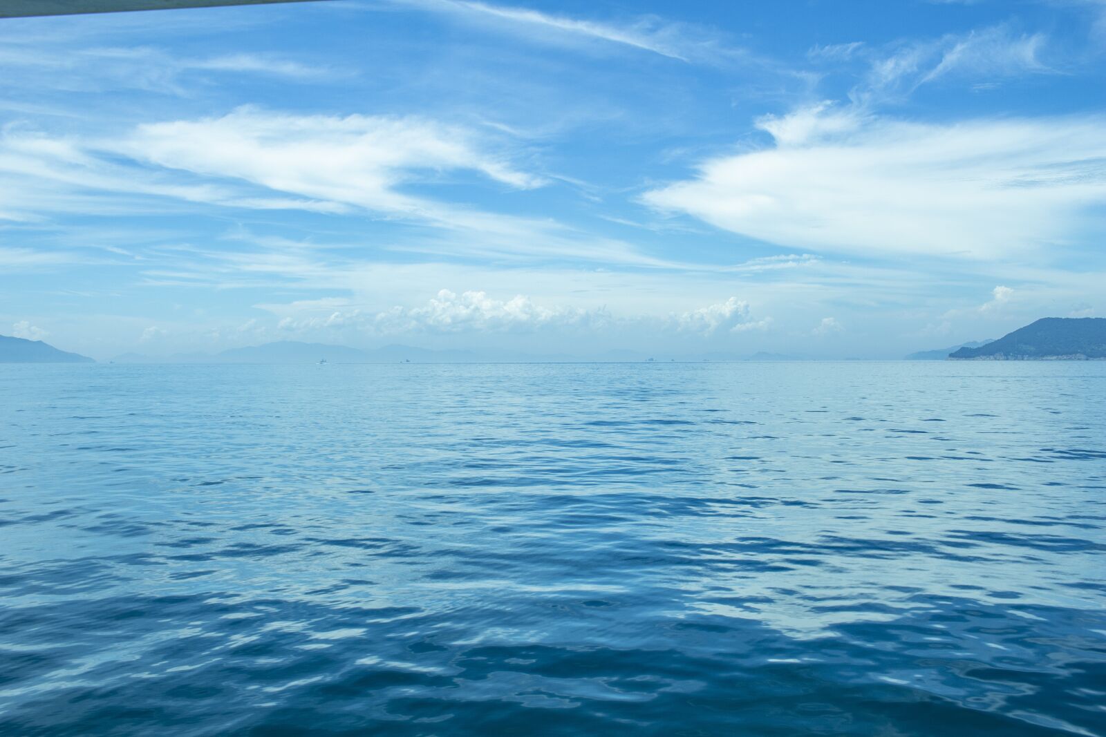 Canon EOS 100D (EOS Rebel SL1 / EOS Kiss X7) sample photo. Sea, sky, water photography