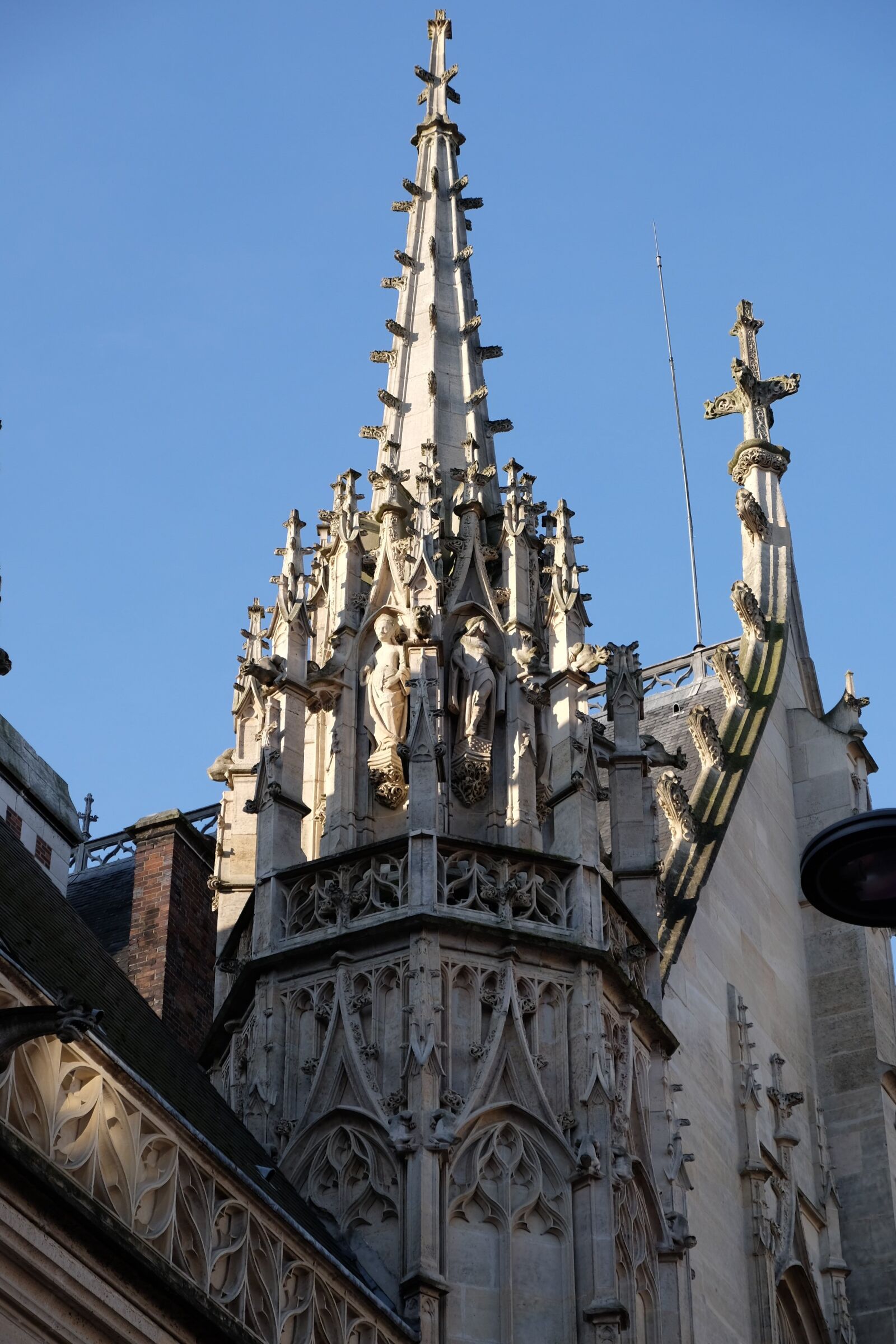 Fujifilm XF 18-135mm F3.5-5.6 R LM OIS WR sample photo. Cathedral, sky, rouen photography