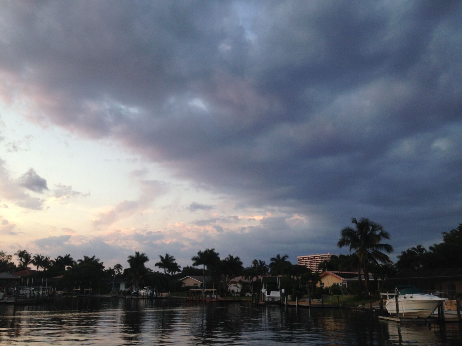 Apple iPhone 5c sample photo. Clouds, florida, houses, nature photography