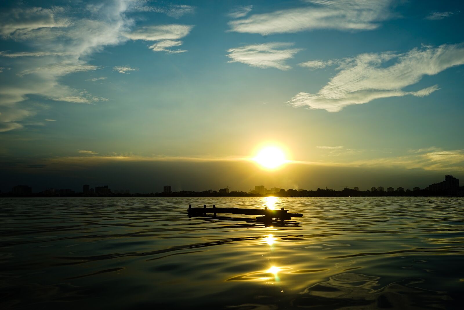 Sony a7 + Sony FE 28-70mm F3.5-5.6 OSS sample photo. Heaven, the sun, nice photography