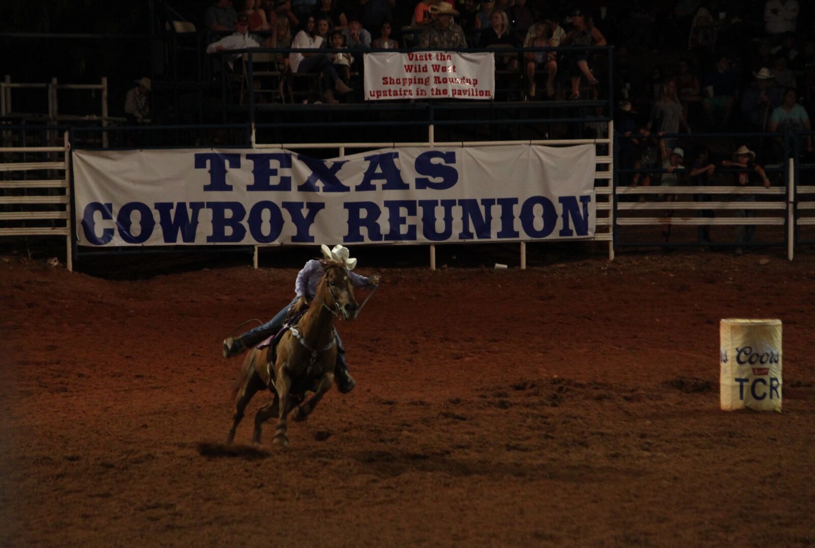 Canon EOS 500D (EOS Rebel T1i / EOS Kiss X3) sample photo. Rodeo, barrel racing, texas photography
