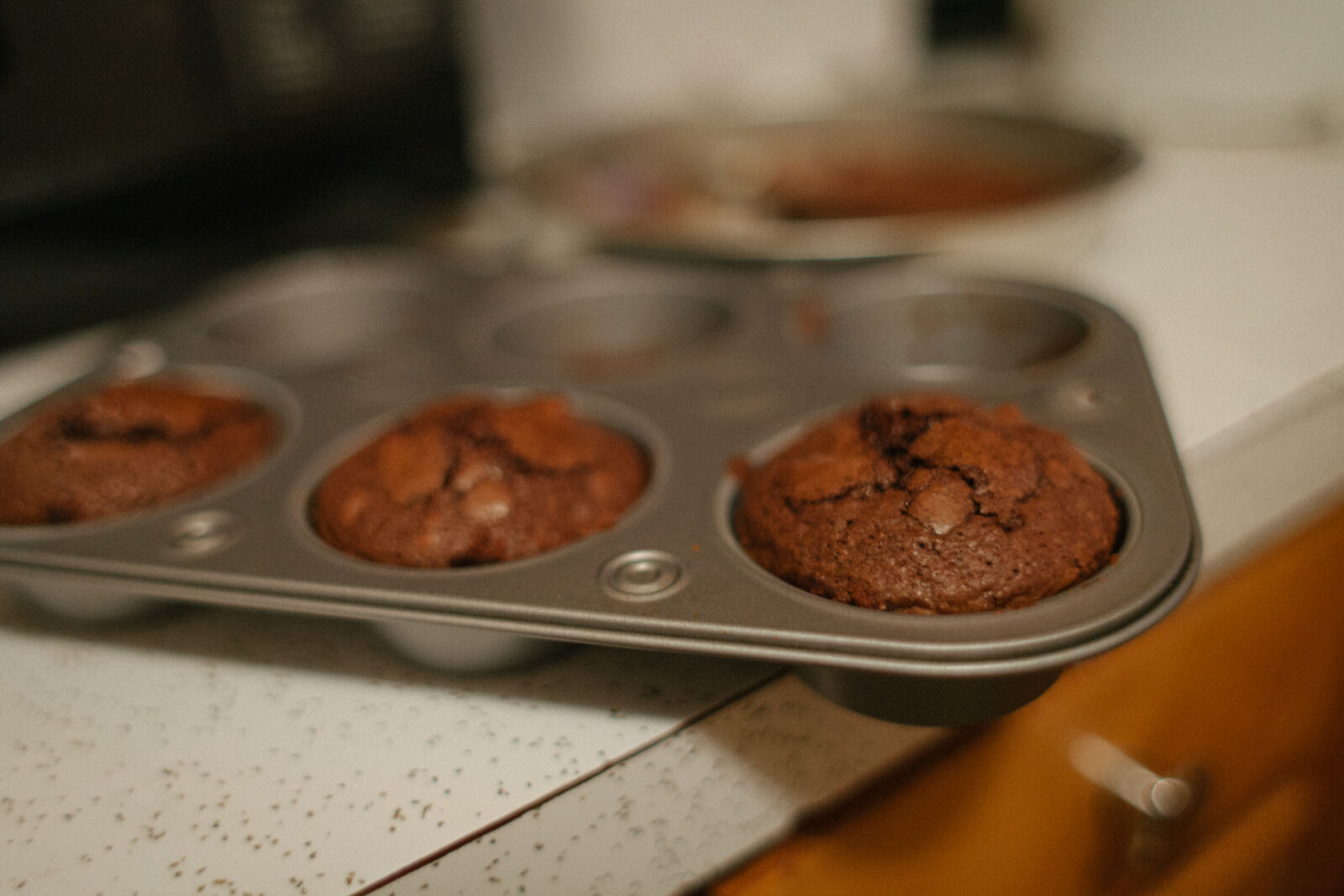 Canon EOS 5D Mark II + Canon EF 28mm F1.8 USM sample photo. Brownies, food, vsco photography