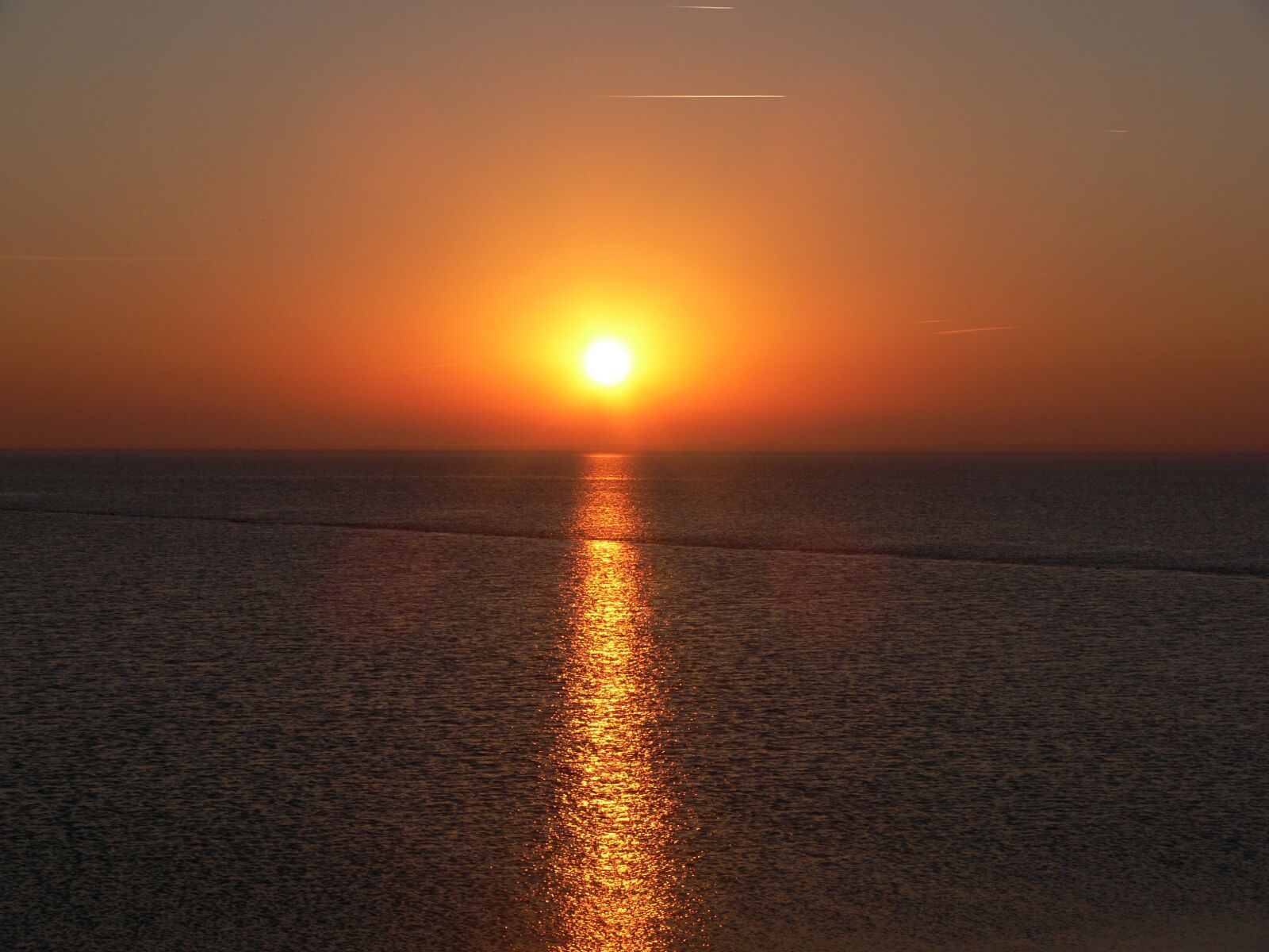 Panasonic DMC-FZ30 sample photo. Sunset, north sea, lake photography