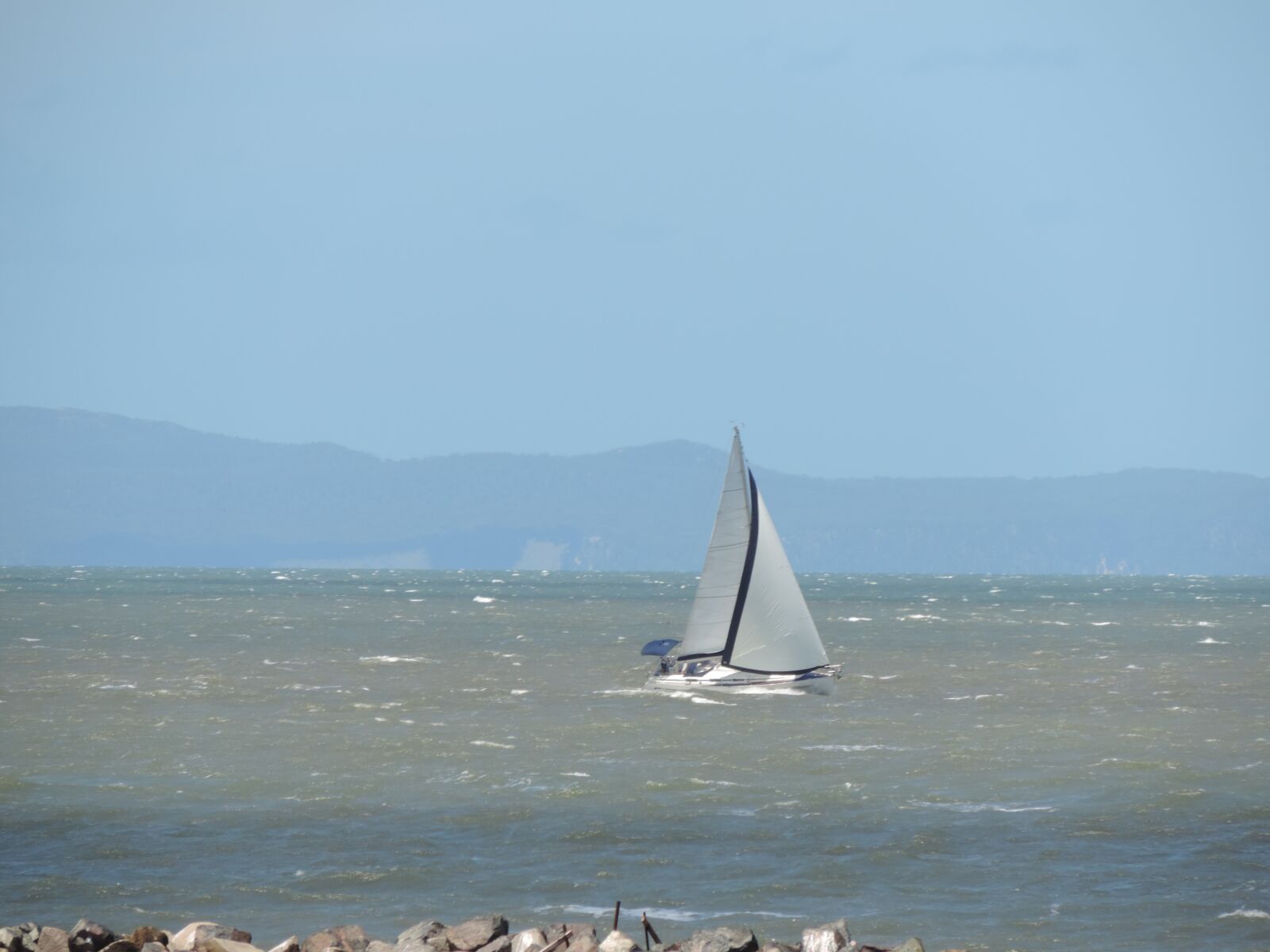 Nikon Coolpix P520 sample photo. Water, sail, sea photography