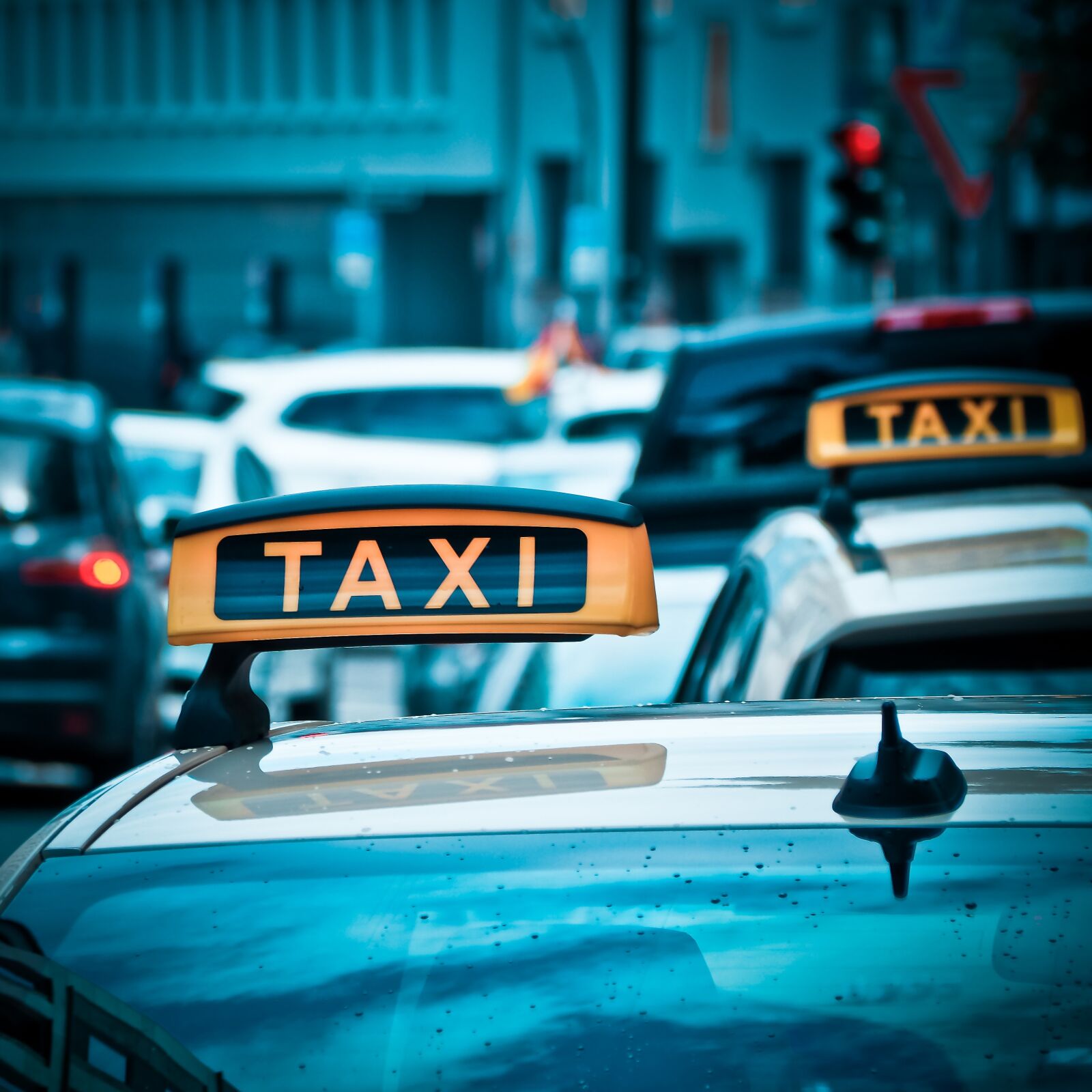Olympus OM-D E-M10 sample photo. Taxi, auto, road photography
