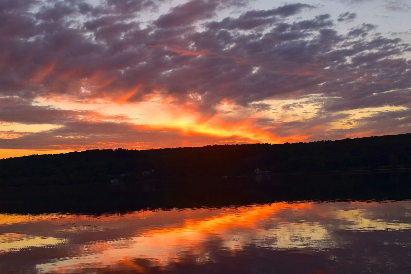 Nikon D3300 sample photo. Lake, sunset, clouds photography