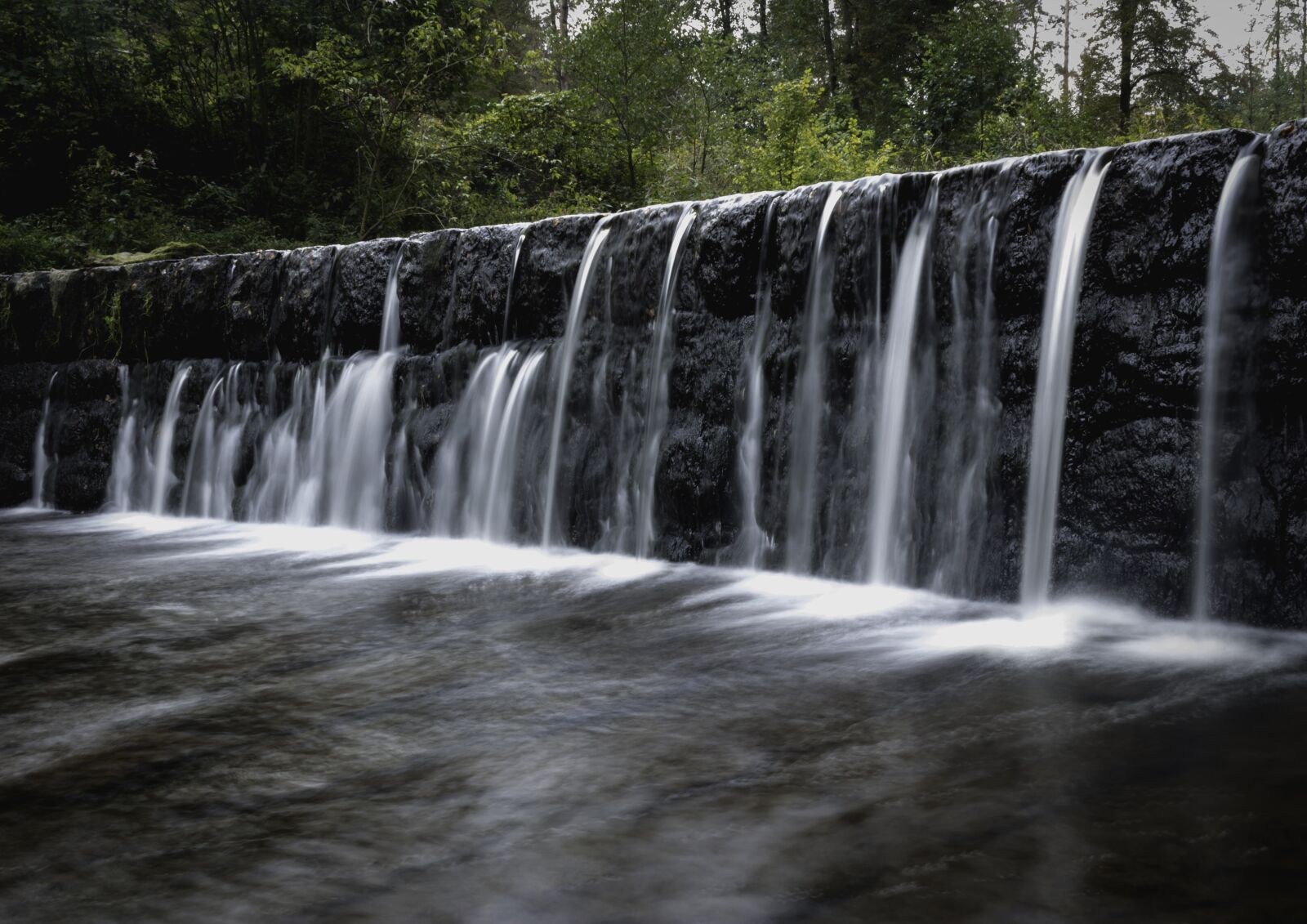 Canon EOS 100D (EOS Rebel SL1 / EOS Kiss X7) sample photo. Waterfall, landscape, forest photography