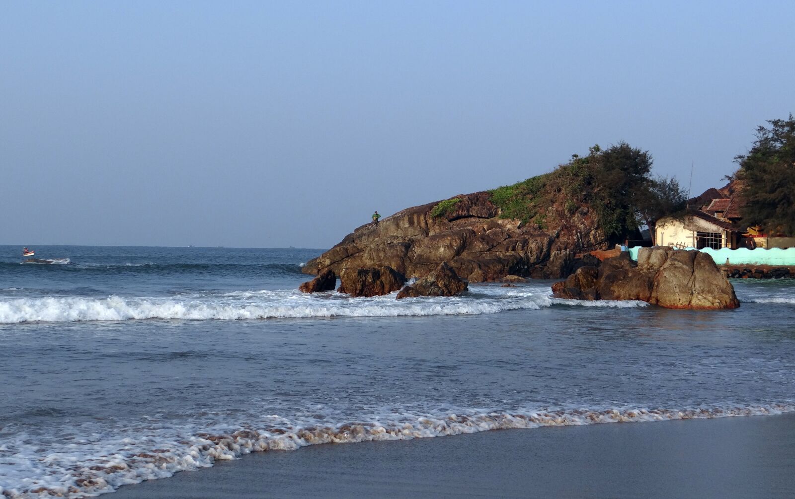 Sony DSC-HX200V sample photo. Sea, arabian, beach photography
