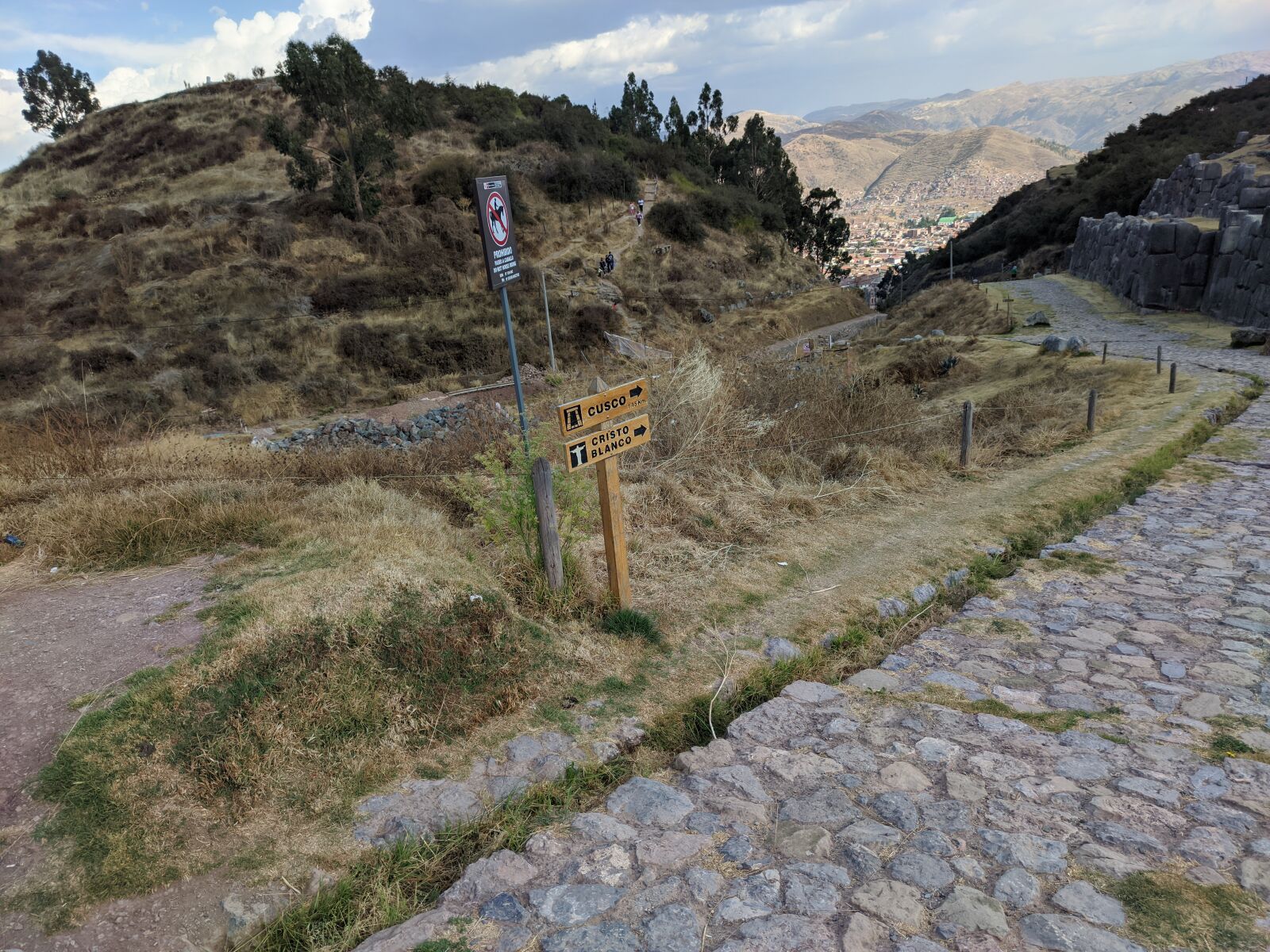 Xiaomi Mi 10 sample photo. Mountain, cusco, wonderfull photography