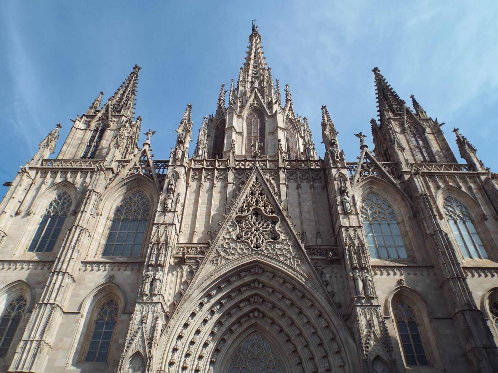 Fujifilm FinePix S6800 sample photo. Barcelona, cathedral, church photography
