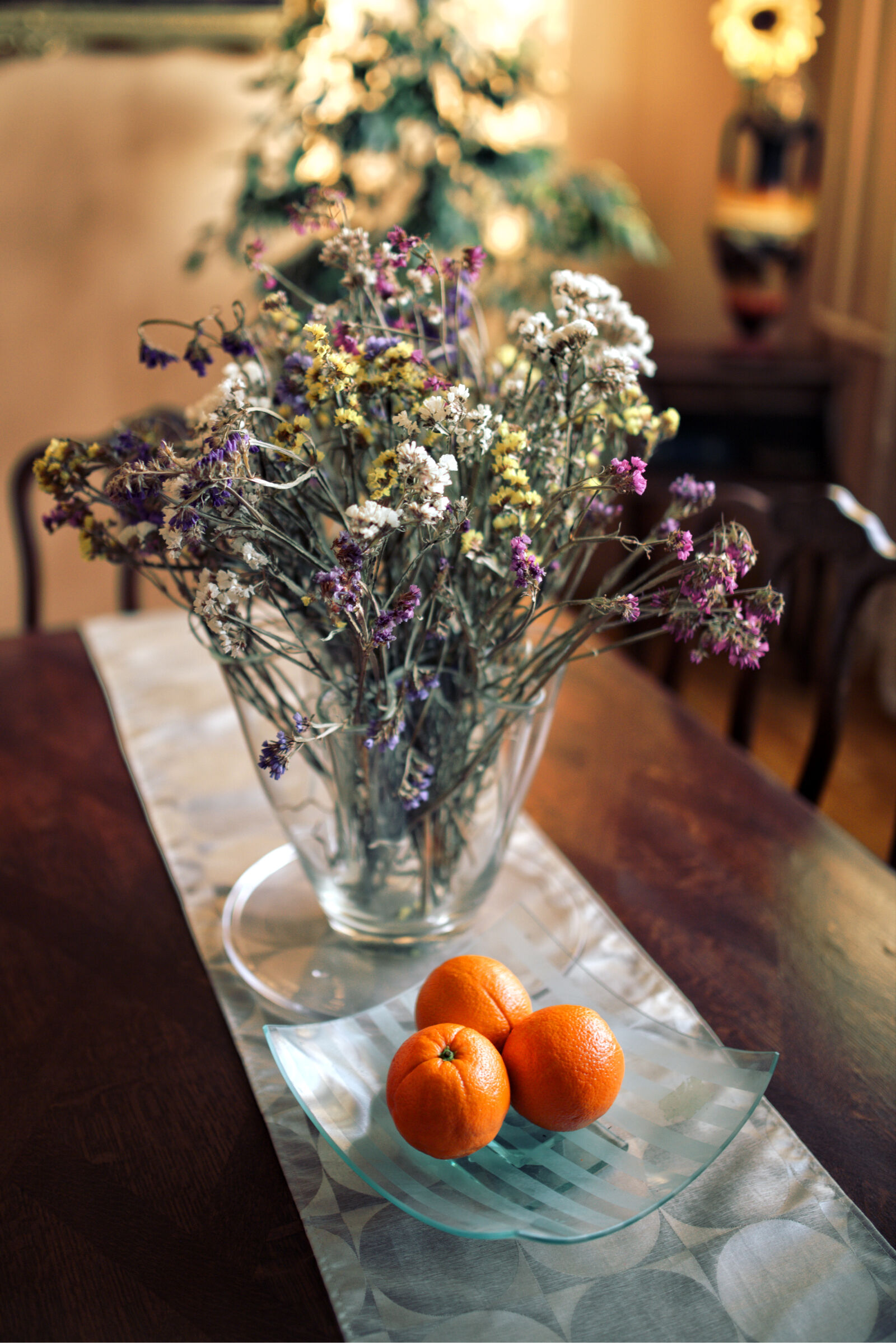 Canon EOS 6D sample photo. Table, decor, flowers, oranges photography