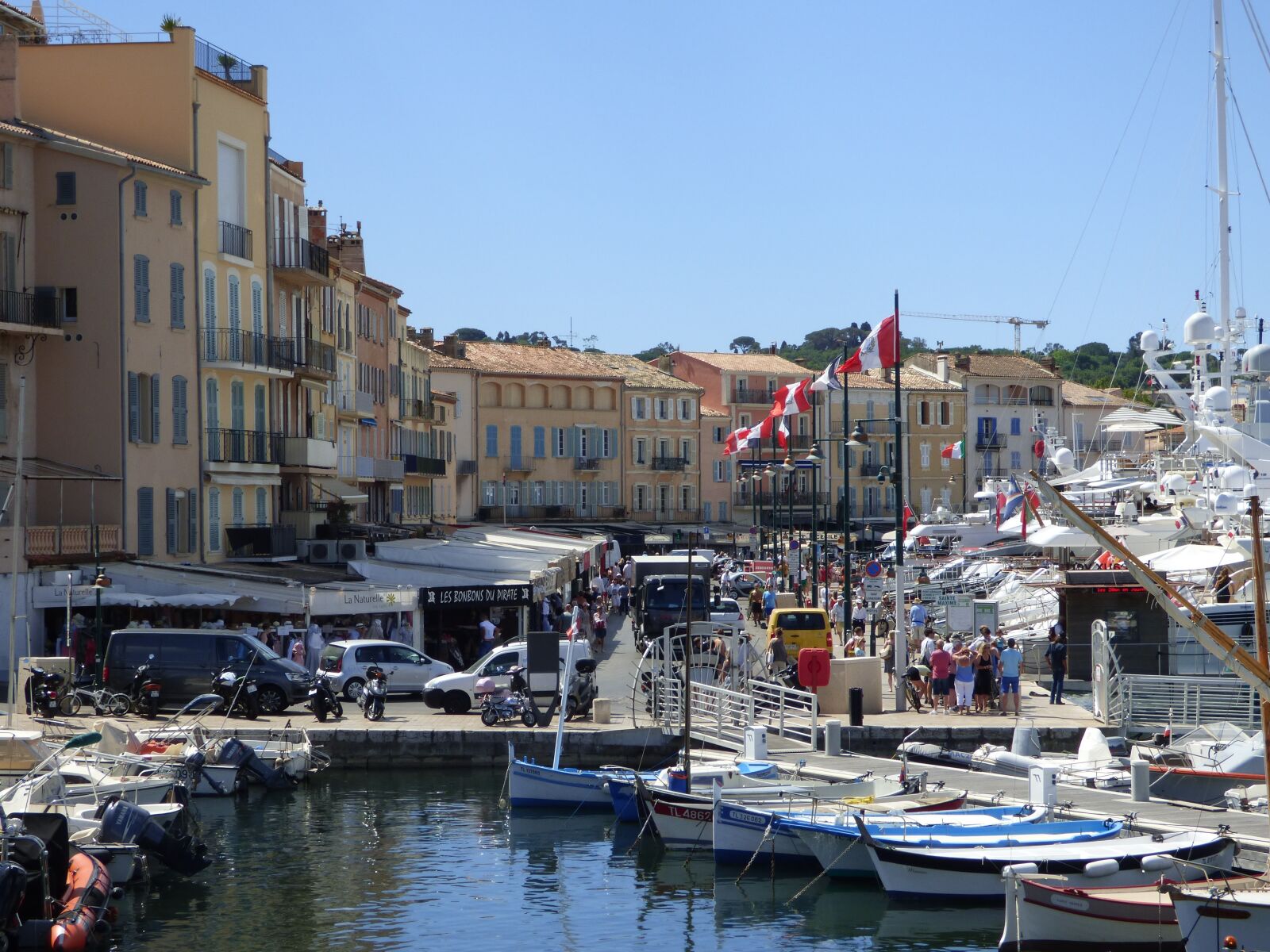 Panasonic DMC-FZ72 sample photo. Provence, saint-tropez, sea photography