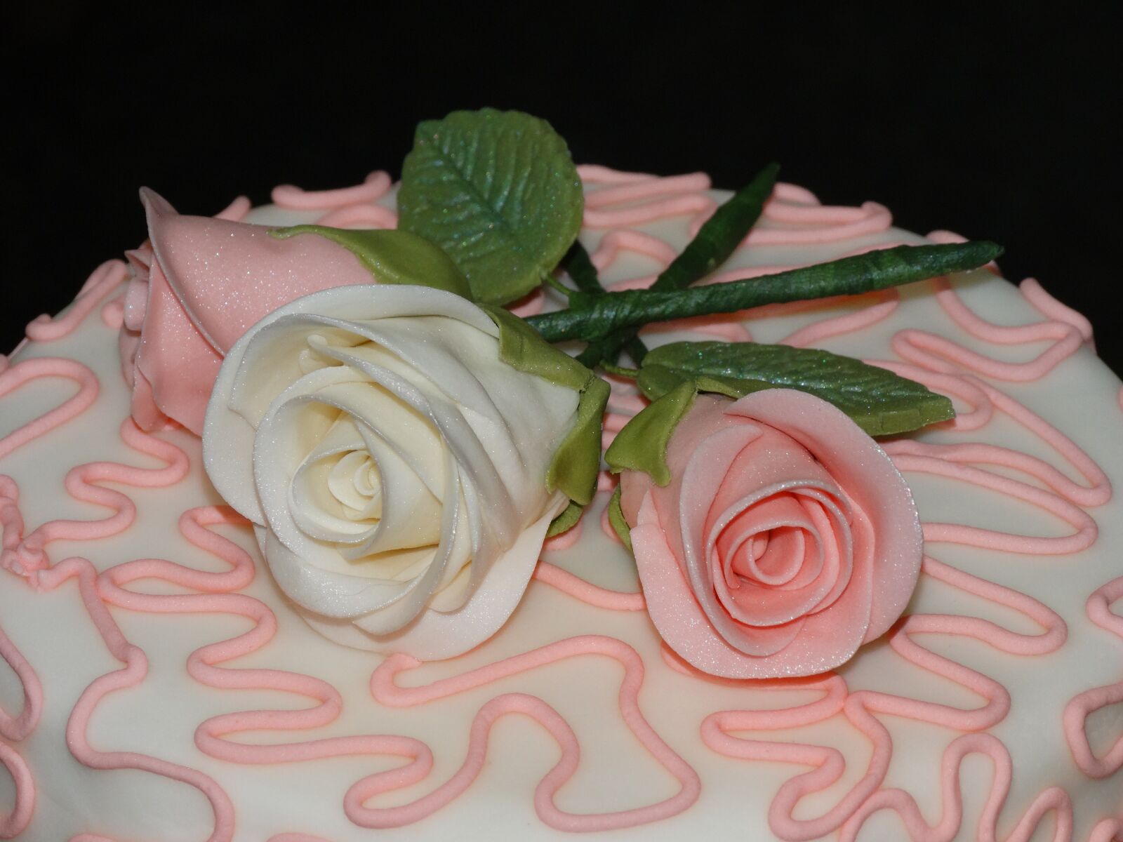 Sony Cyber-shot DSC-HX300 sample photo. Cake, pink sugar, marriage photography