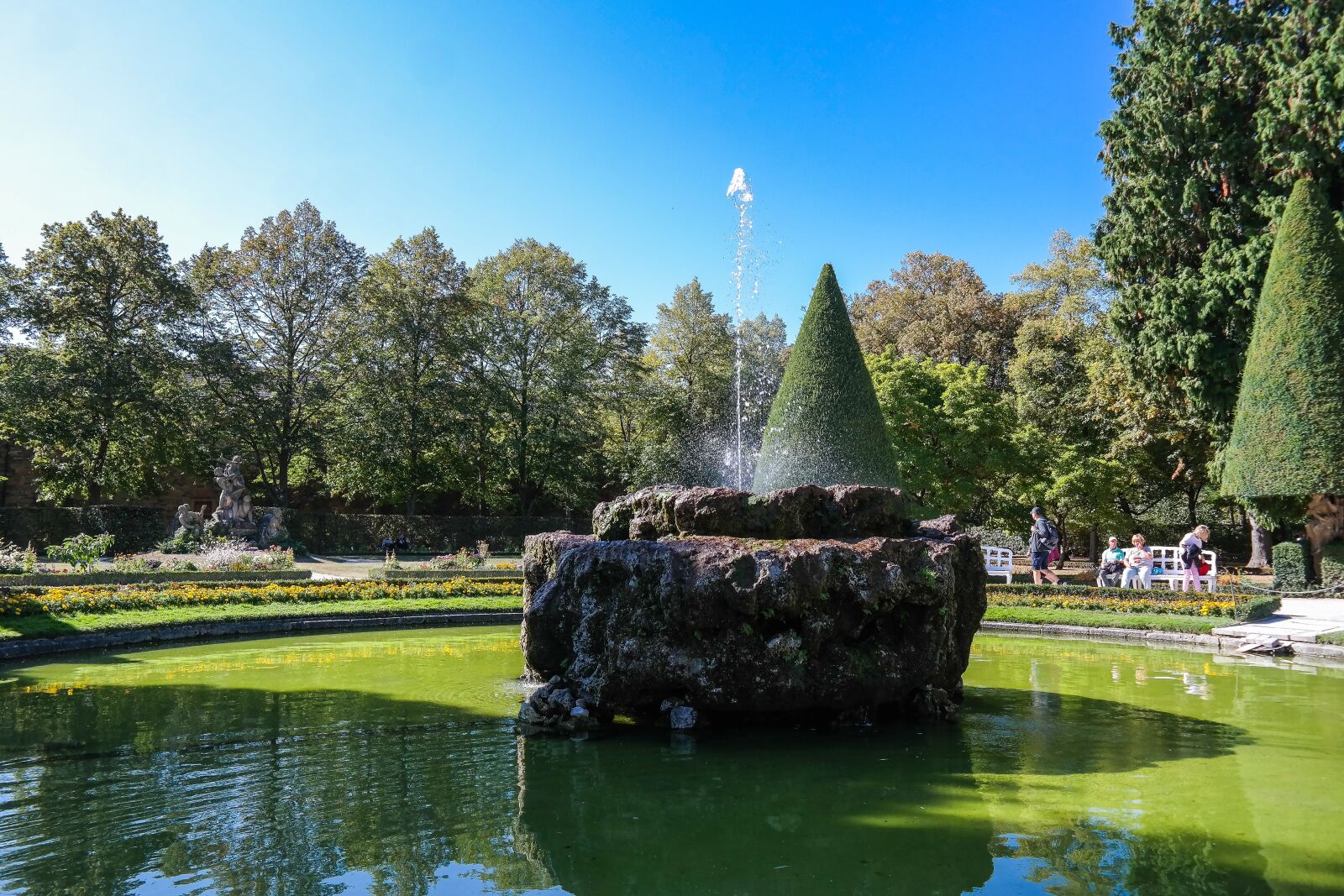 Samsung NX300 sample photo. Fountain, water, pond photography