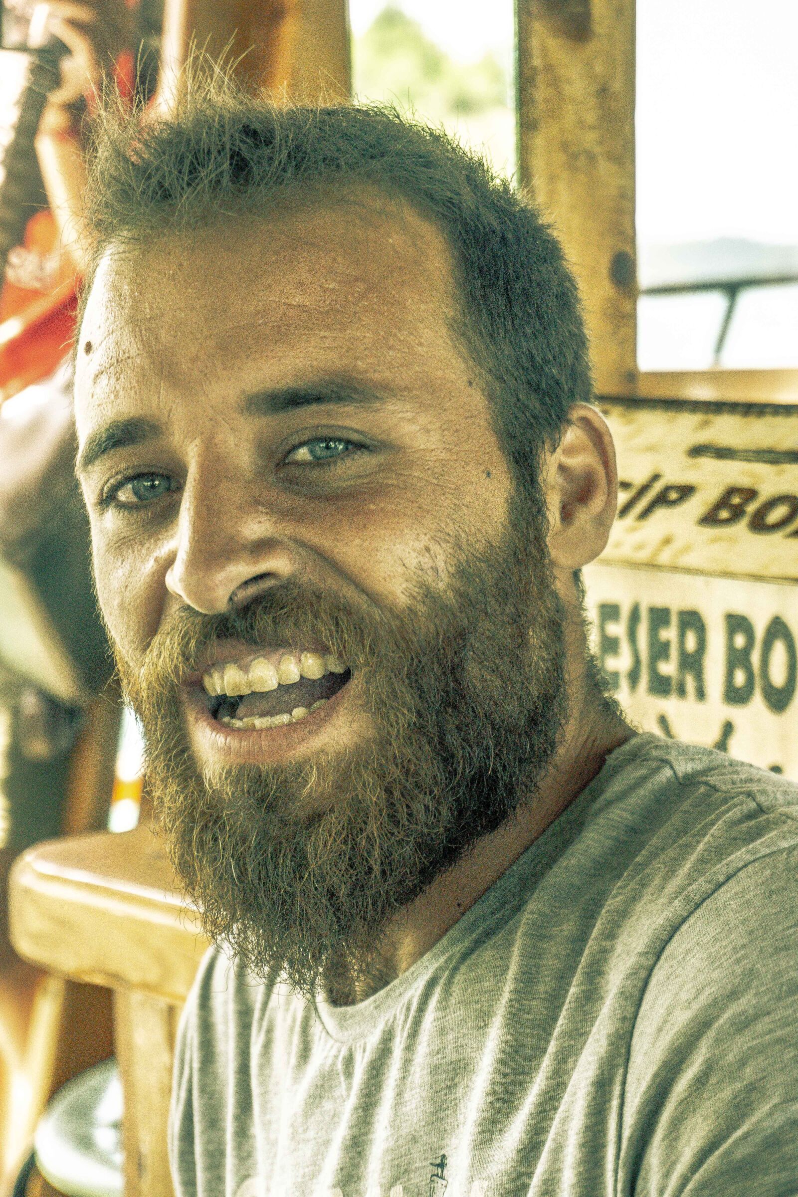 Sony E 16-50mm F3.5-5.6 PZ OSS sample photo. Turk, human, alive photography
