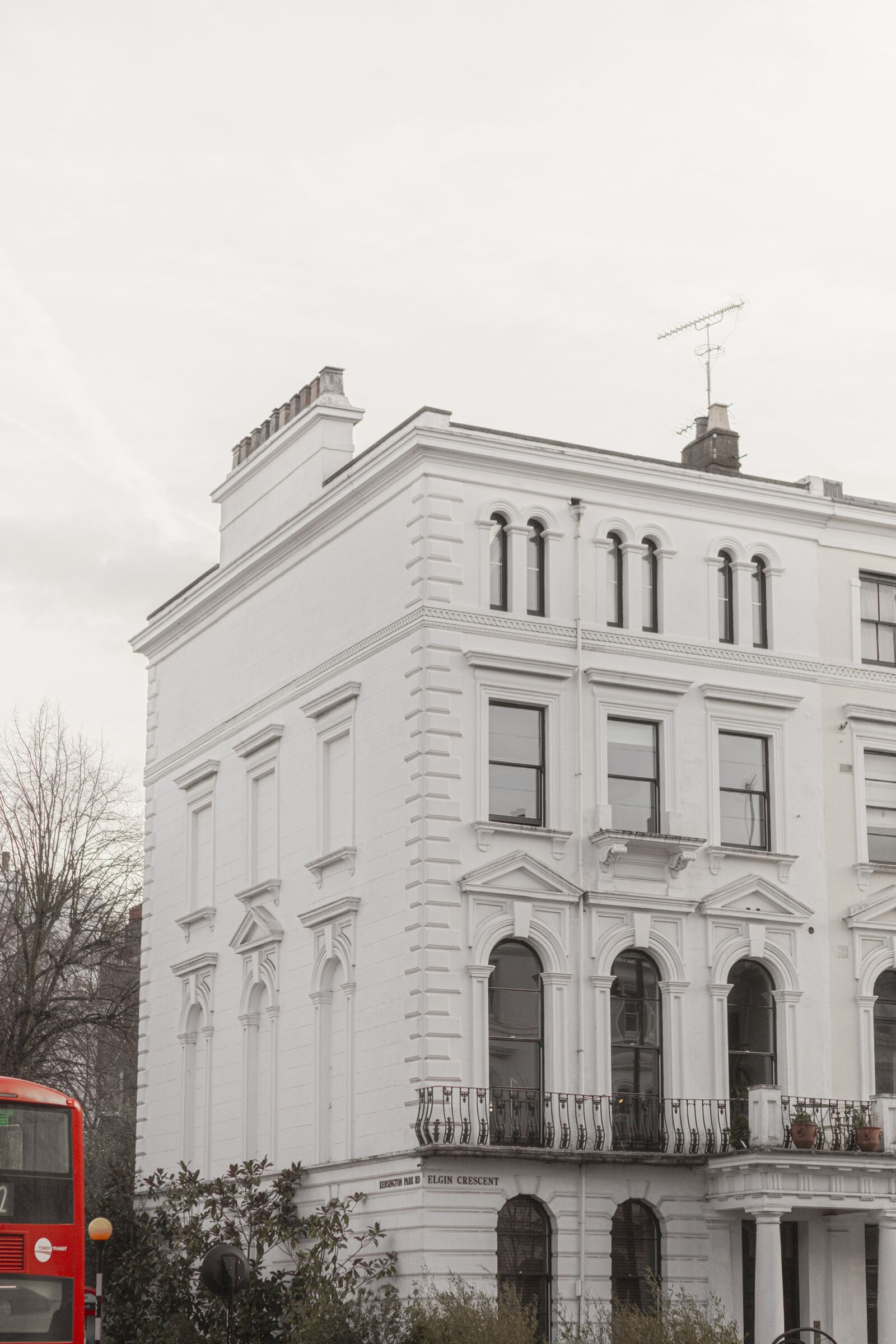 Canon EOS 5D Mark II sample photo. Portobello, building, london photography